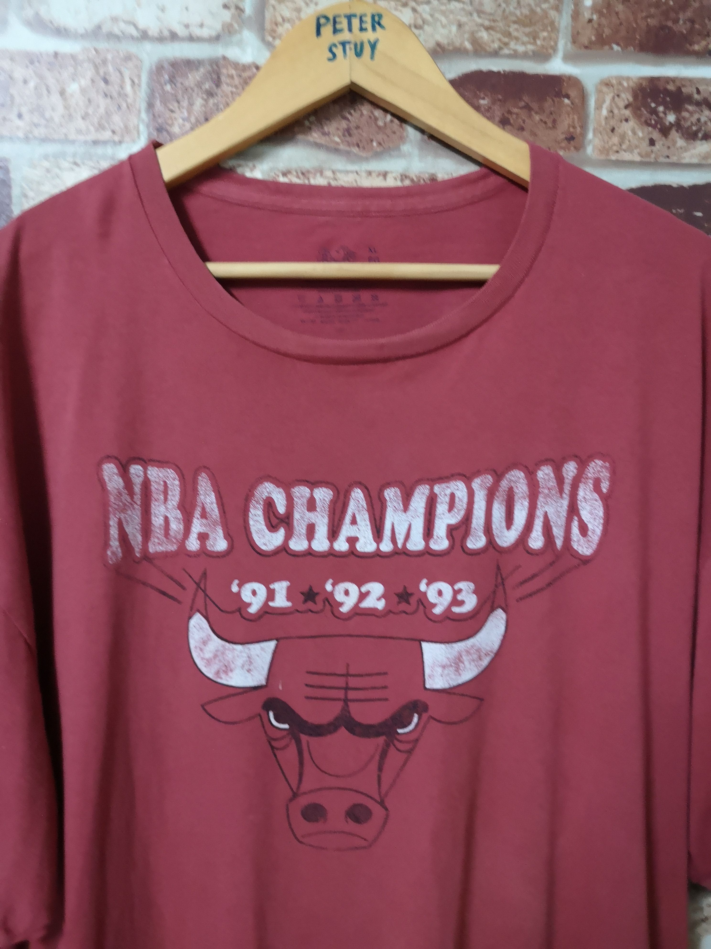NBA × Vintage Chicago Bull Of Champions Tee Size US XL / EU 56 / 4 - 2 Thumbnail