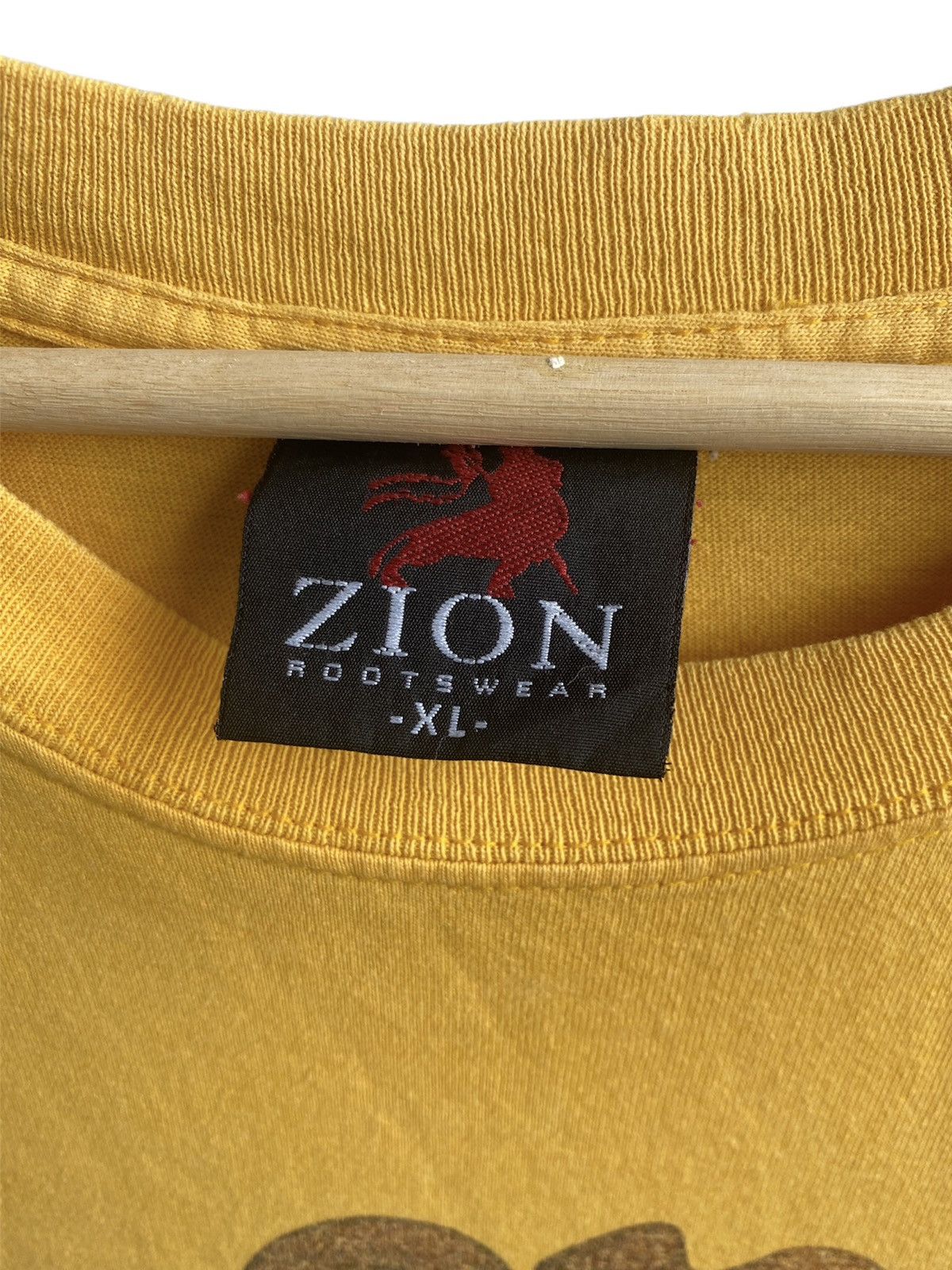 Band Tees Vintage Distressed Miles Davis on the corner tee Size US XL / EU 56 / 4 - 4 Thumbnail