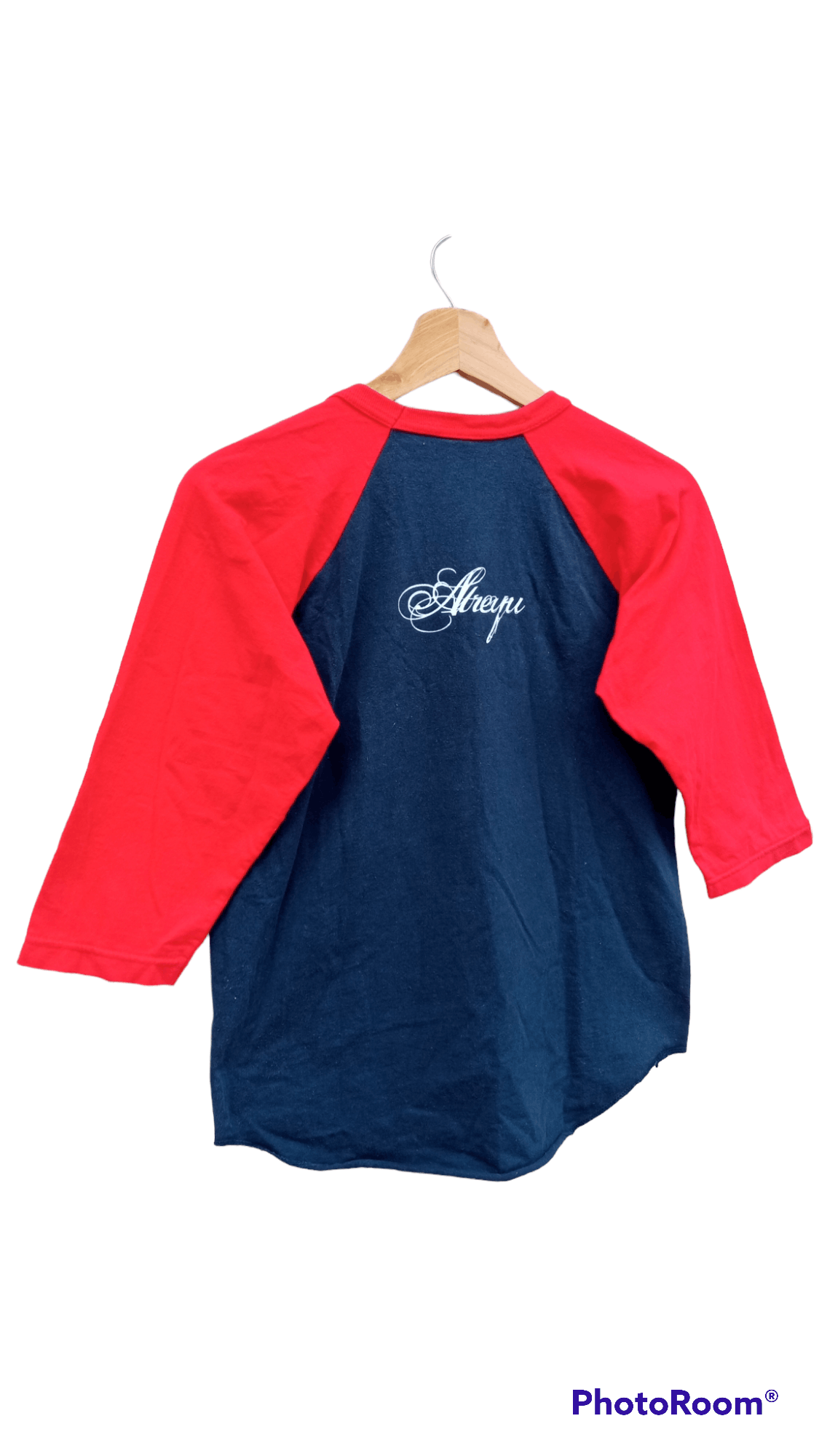 Band Tees × Vintage 🔥🔥American Metalcore Band Atreyu Raglan T-Shirt Size US S / EU 44-46 / 1 - 20 Thumbnail