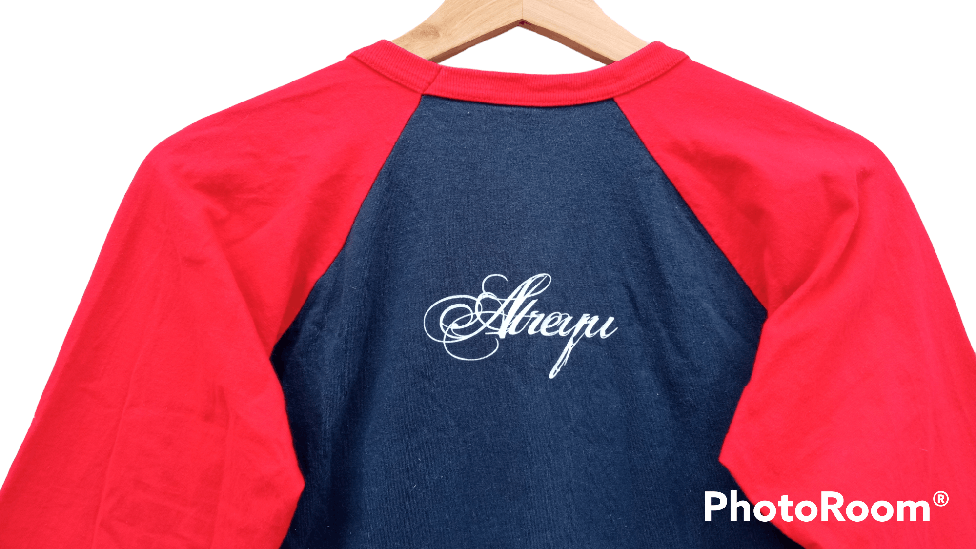 Band Tees × Vintage 🔥🔥American Metalcore Band Atreyu Raglan T-Shirt Size US S / EU 44-46 / 1 - 22 Thumbnail