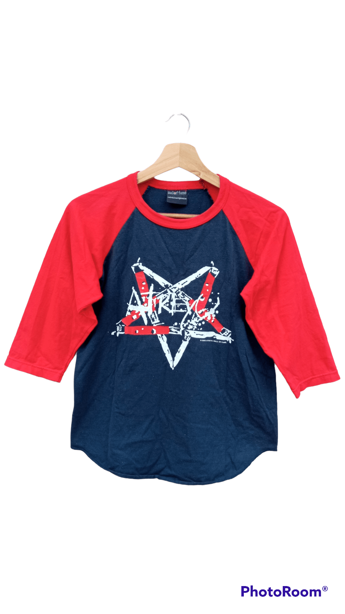 Band Tees × Vintage 🔥🔥American Metalcore Band Atreyu Raglan T-Shirt Size US S / EU 44-46 / 1 - 1 Thumbnail