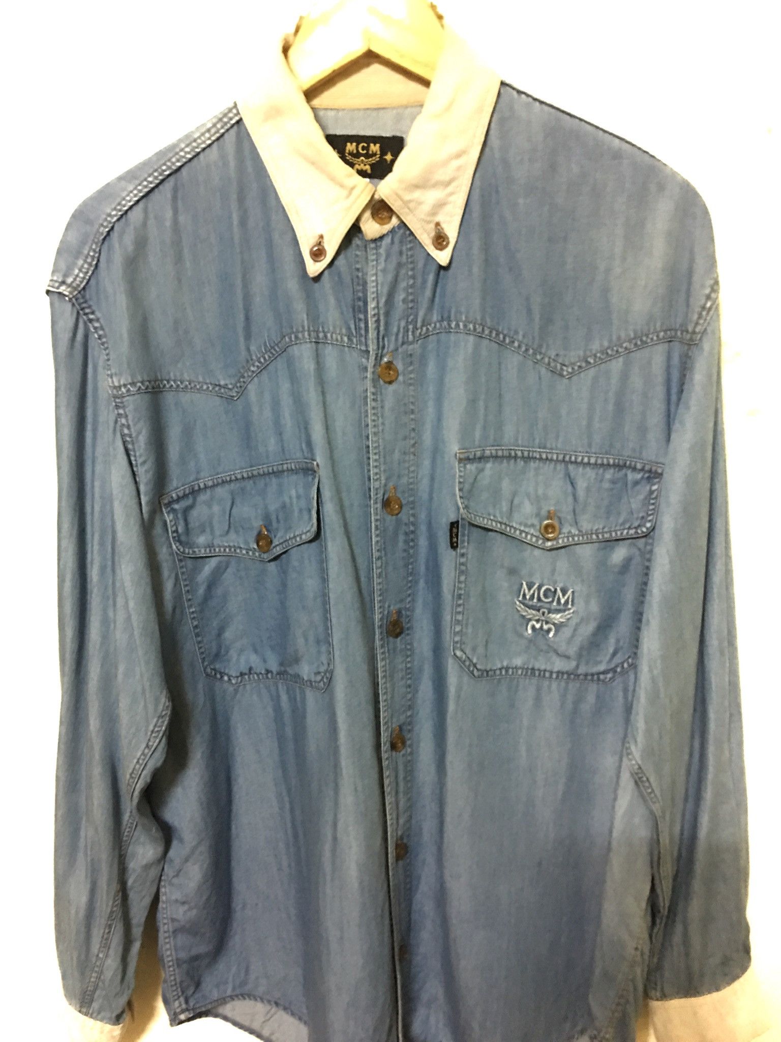 MCM Vintage MCM Embroidered Long Shirts Button Ups Design Size US M / EU 48-50 / 2 - 2 Thumbnail