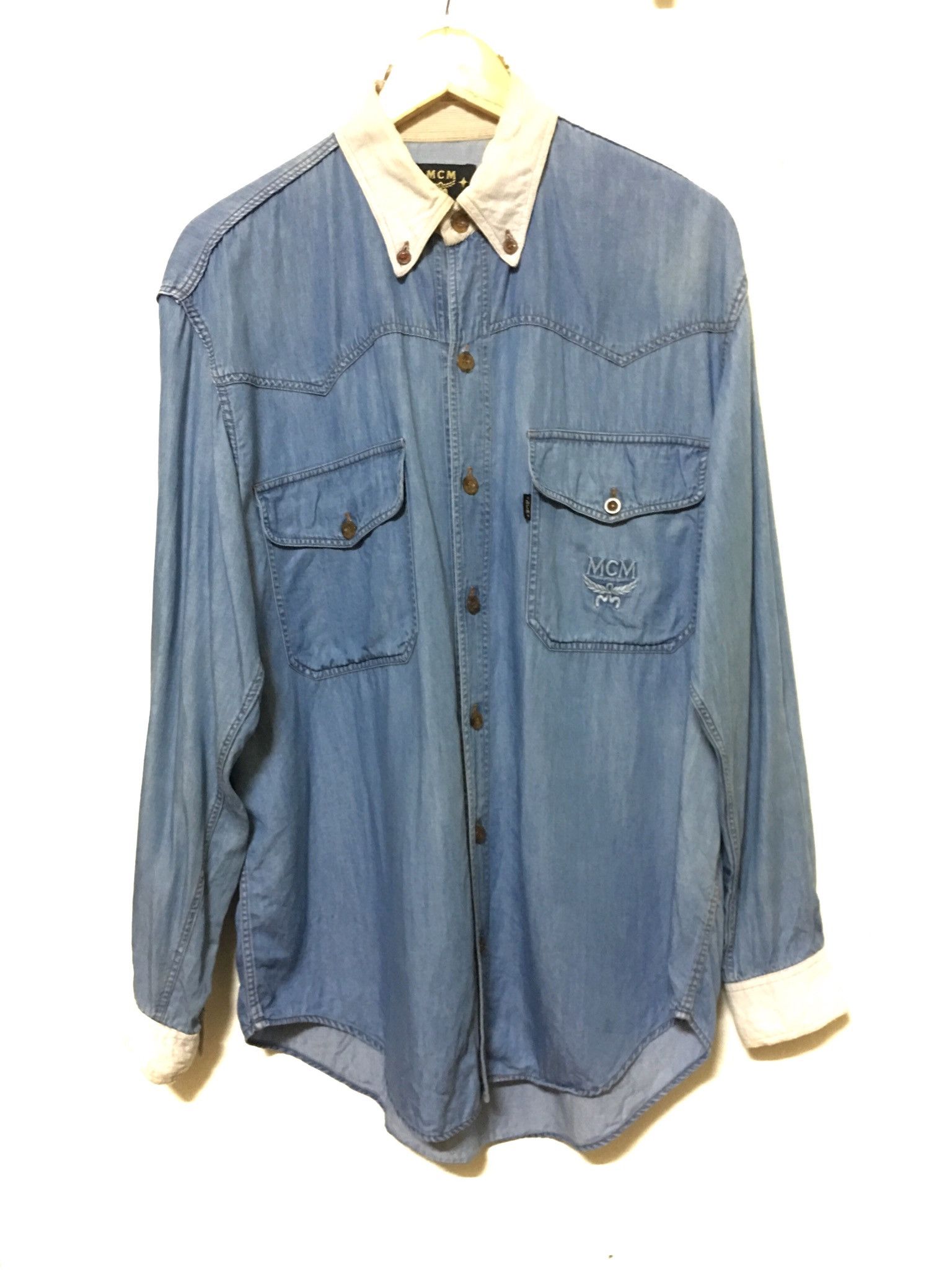 MCM Vintage MCM Embroidered Long Shirts Button Ups Design Size US M / EU 48-50 / 2 - 1 Thumbnail