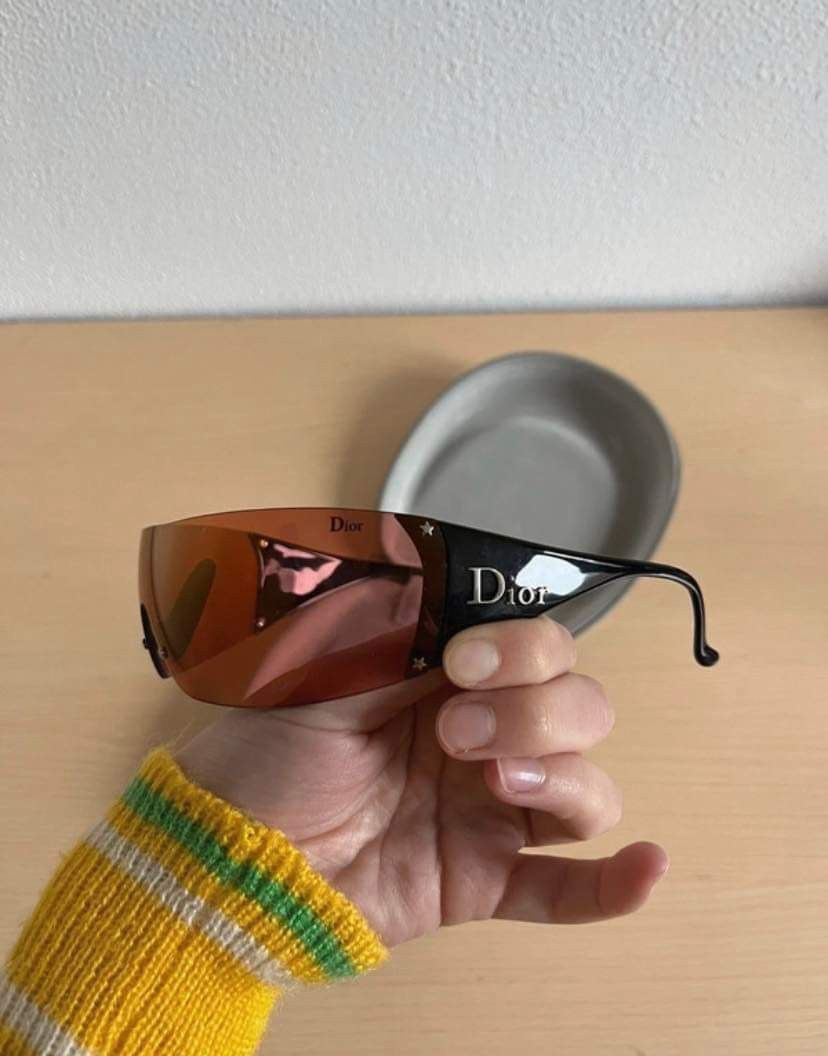 Dior Dior Ski 5 in Red lens black body Size ONE SIZE - 8 Thumbnail