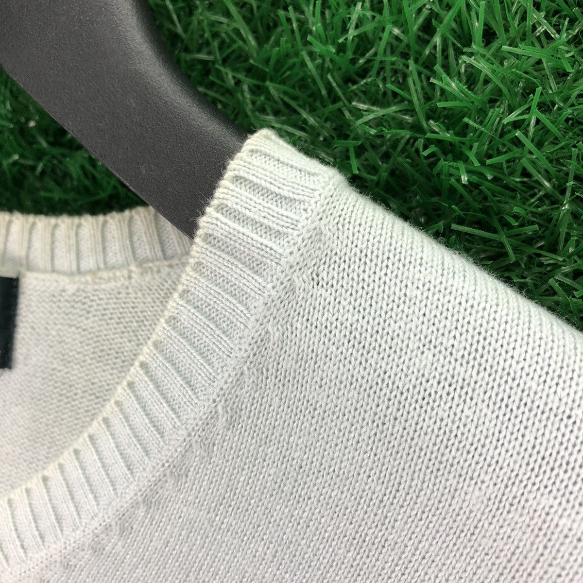 Issey Miyake Vintage IY Basics Issey Miyake Knit V-Neck Tee Size US XS / EU 42 / 0 - 7 Thumbnail