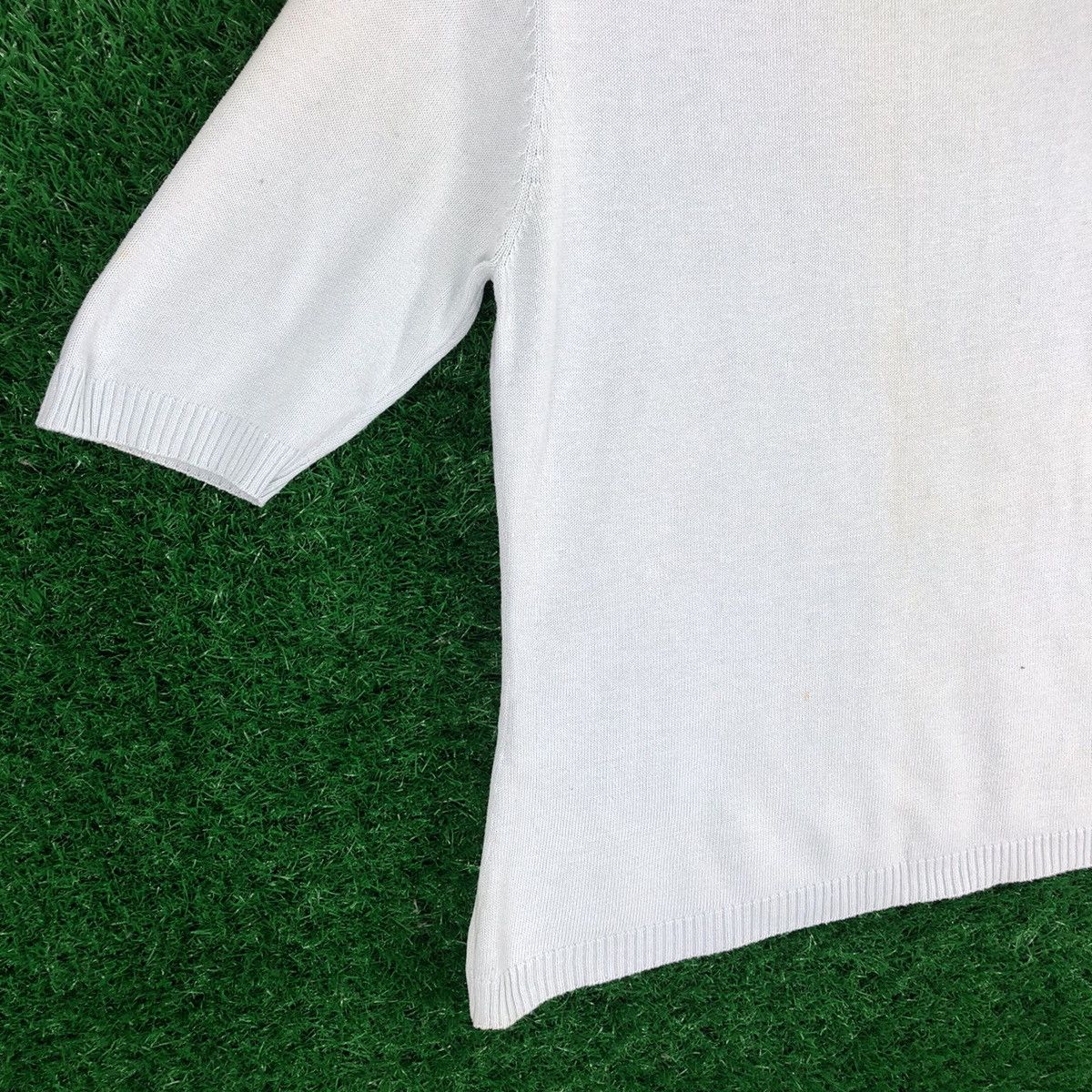 Issey Miyake Vintage IY Basics Issey Miyake Knit V-Neck Tee Size US XS / EU 42 / 0 - 6 Thumbnail