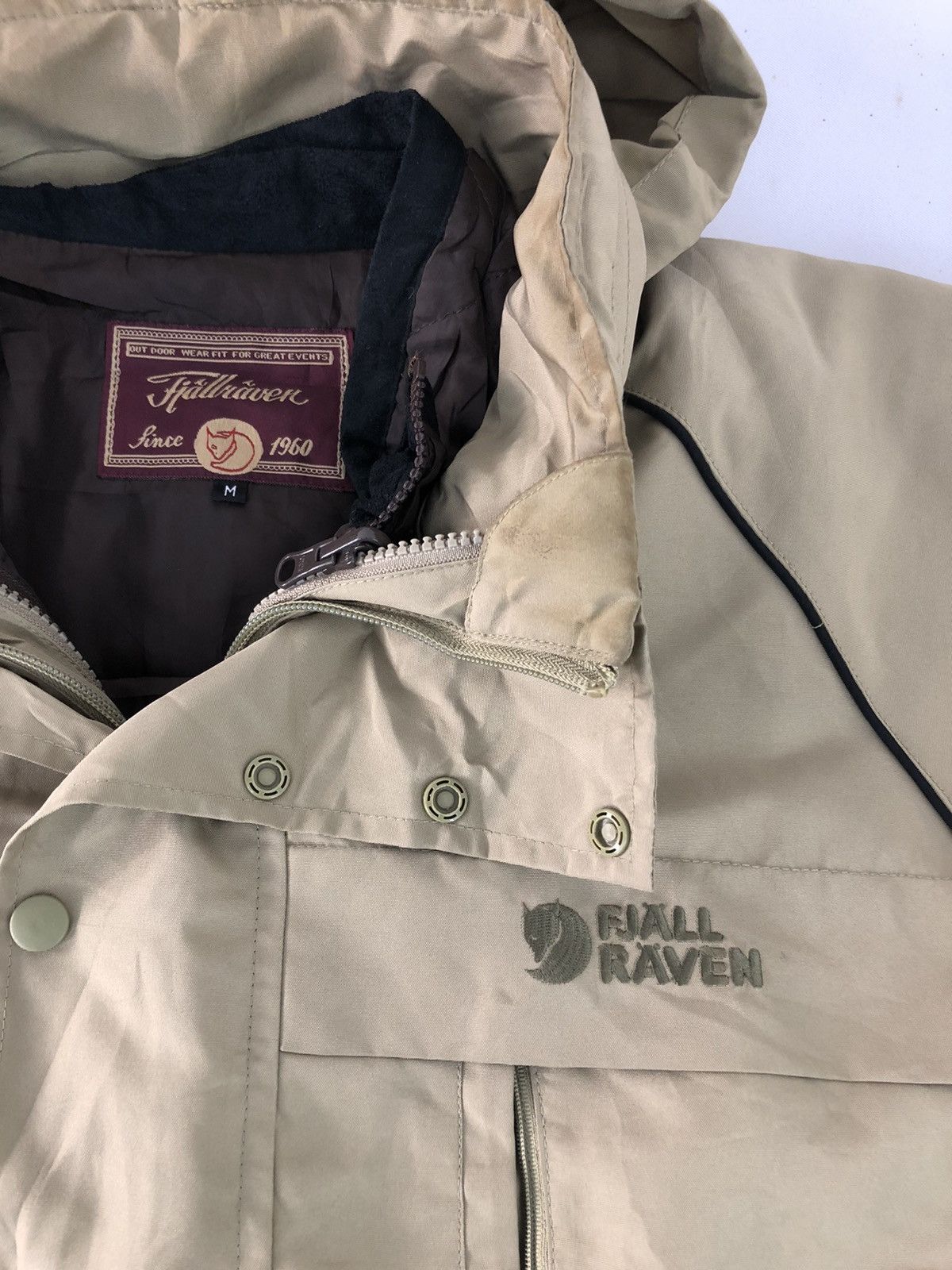 Fjallraven Vintage Fjallraven Jacket Hoodie Double Pocket Button Size US M / EU 48-50 / 2 - 11 Thumbnail