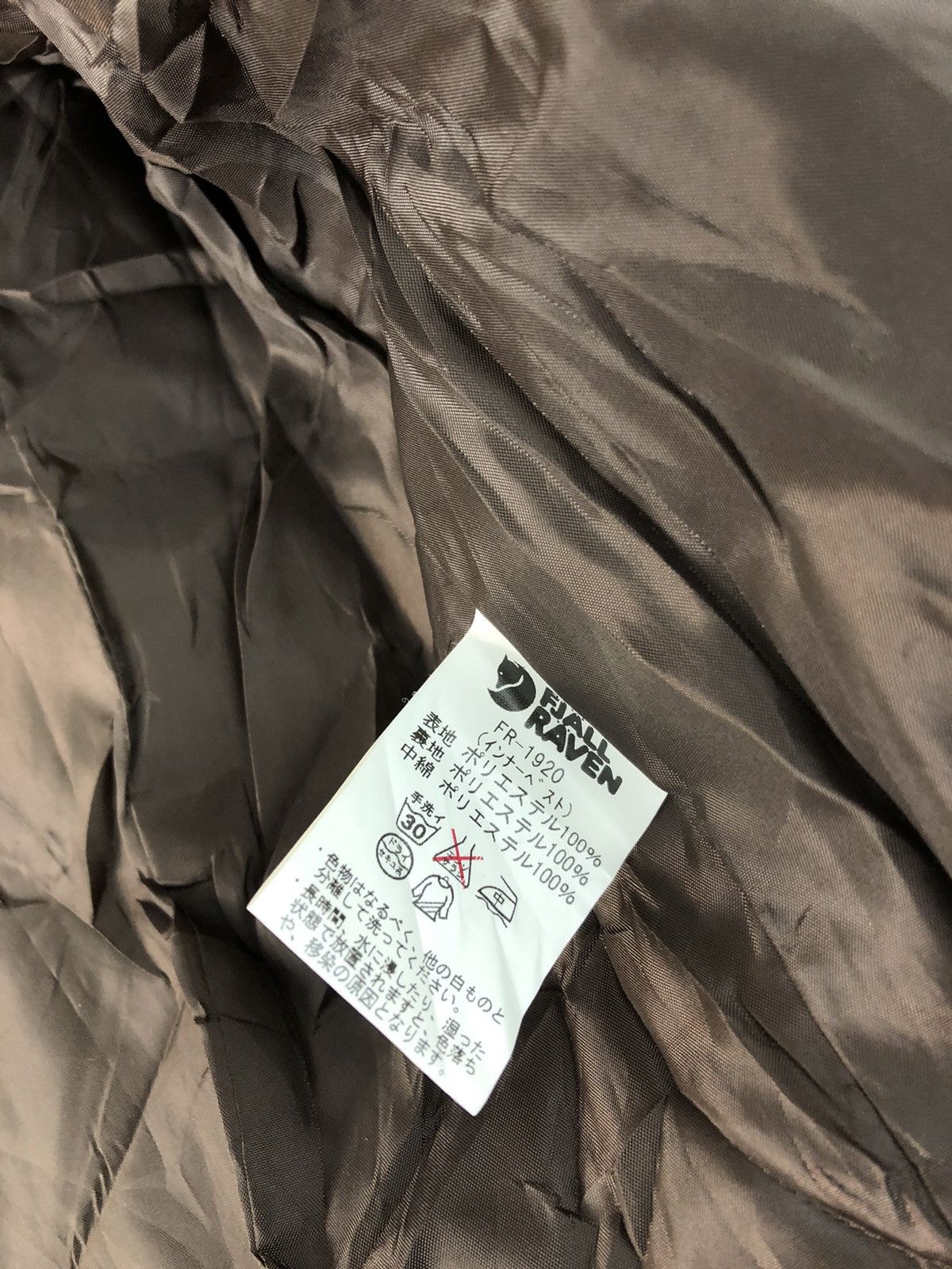 Fjallraven Vintage Fjallraven Jacket Hoodie Double Pocket Button Size US M / EU 48-50 / 2 - 4 Thumbnail