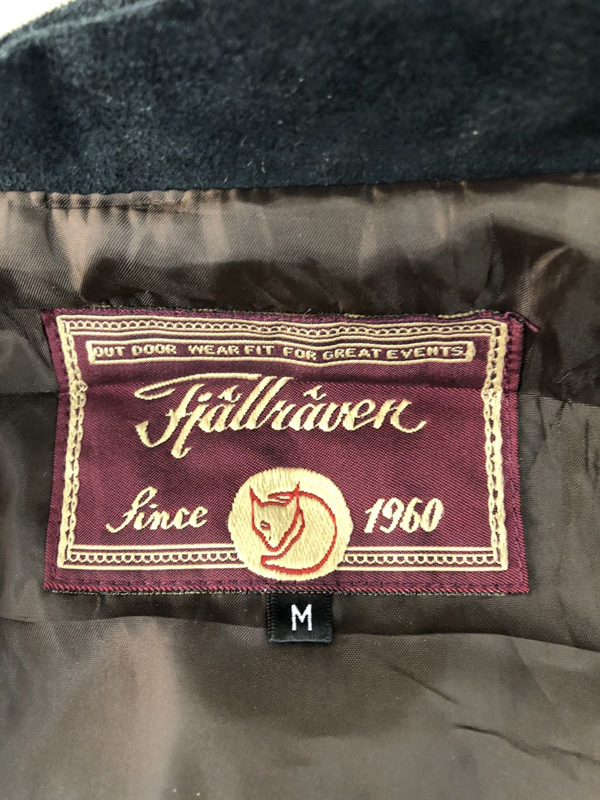 Fjallraven Vintage Fjallraven Jacket Hoodie Double Pocket Button Size US M / EU 48-50 / 2 - 3 Thumbnail