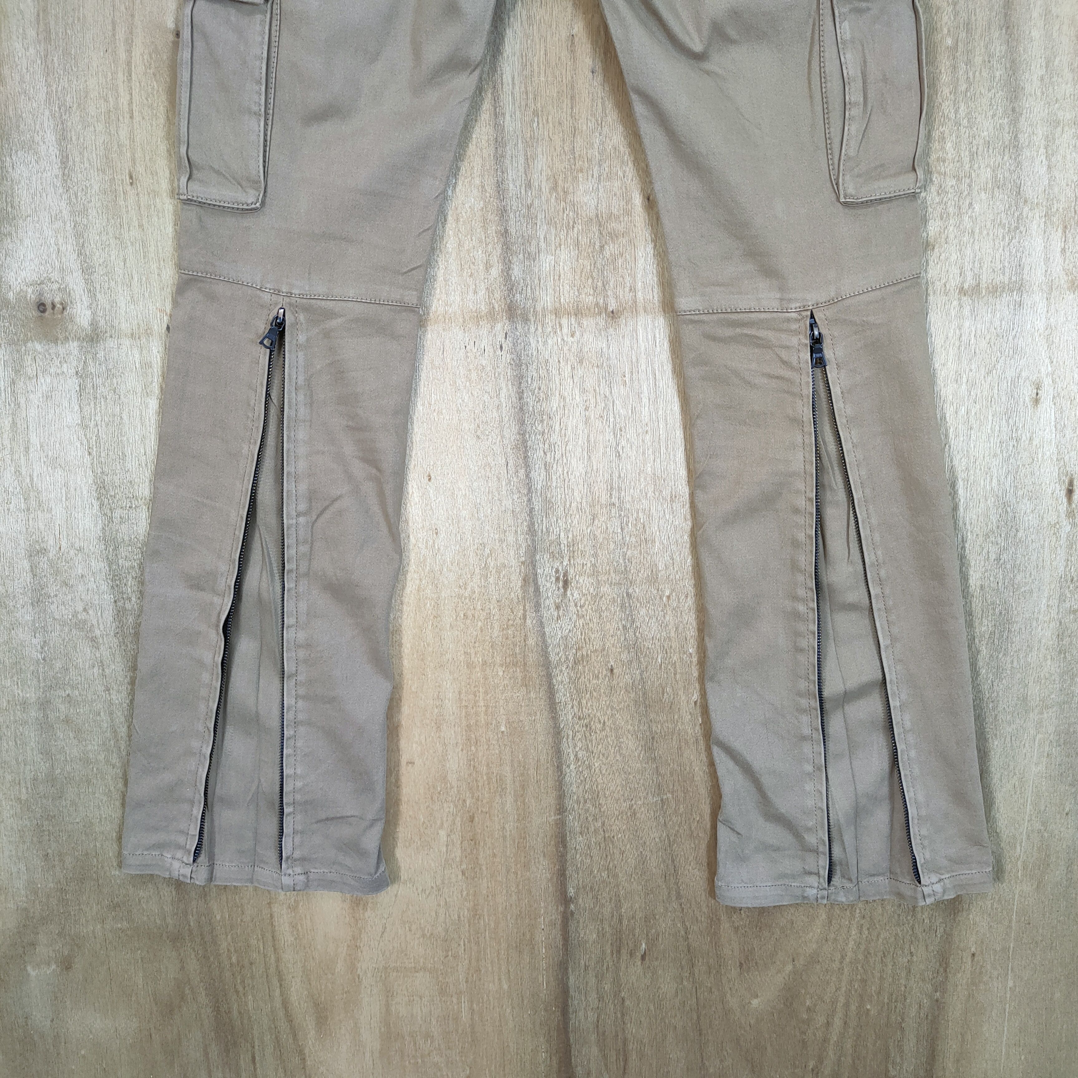 NO ID NO ID FLARE CARGO PANTS MULTIPOCKET TACTICAL Size US 30 / EU 46 - 10 Thumbnail