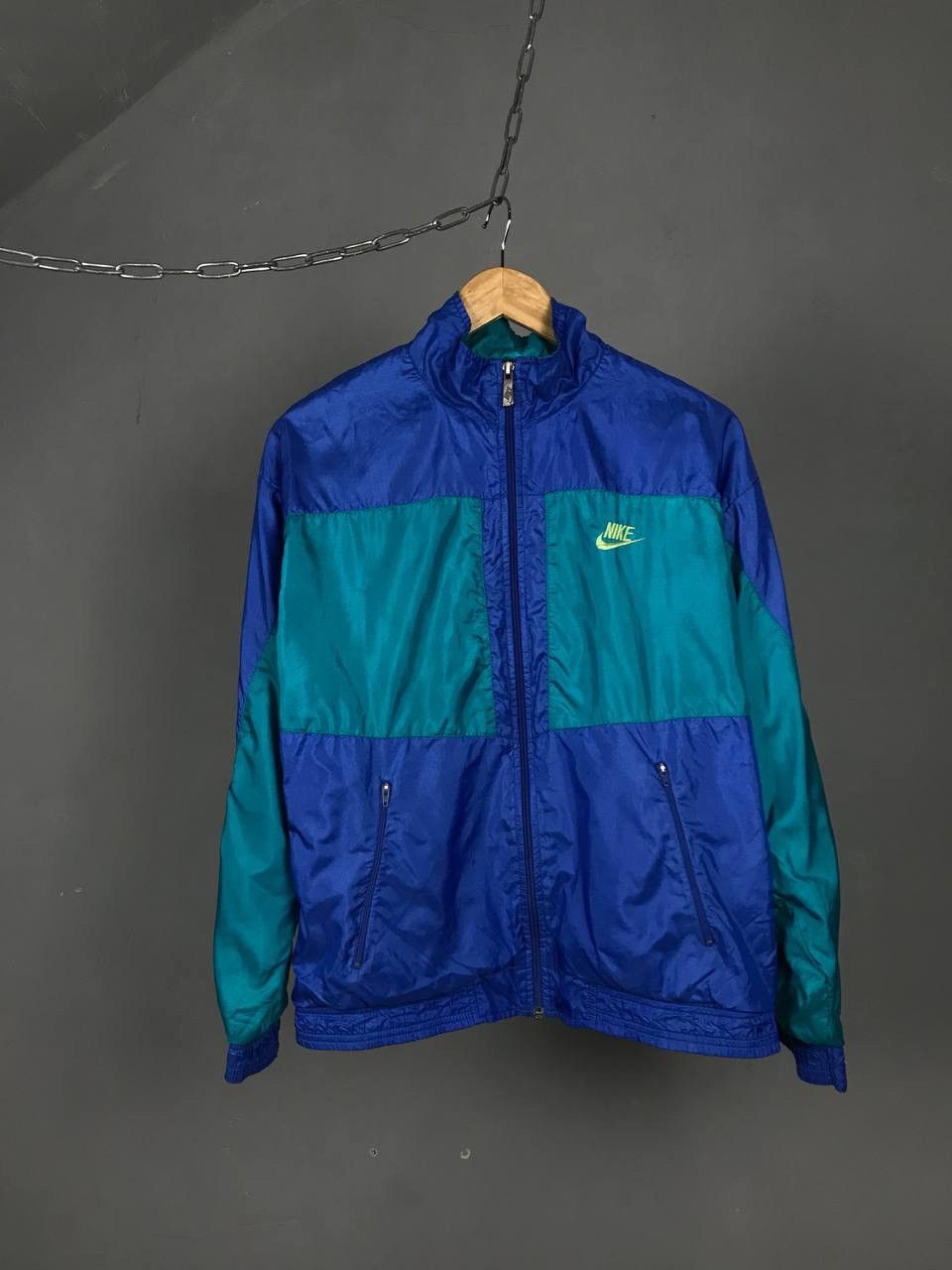 Nike Oregon USA vintage streetwear multicolor light jacket