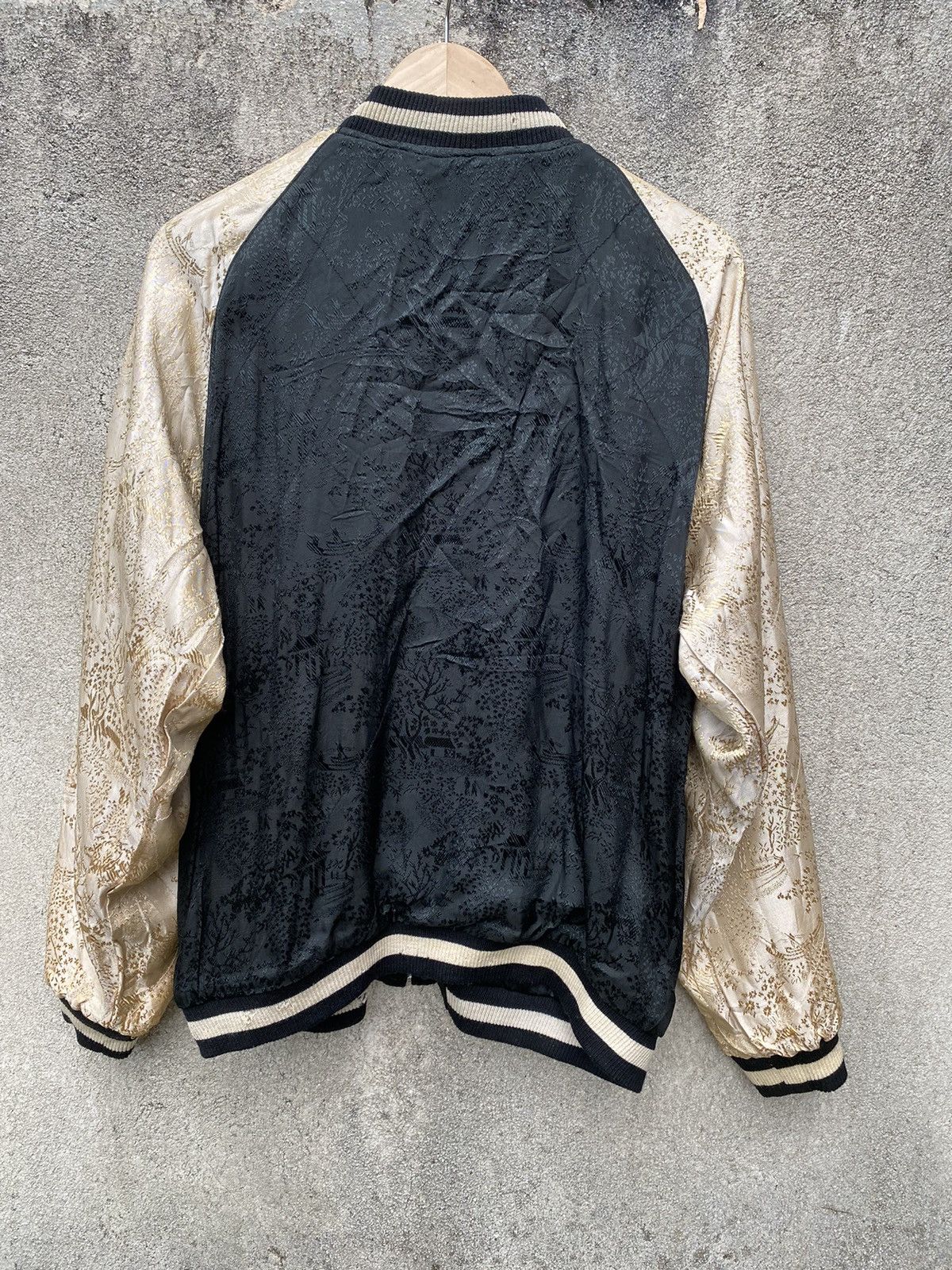 Japanese Brand Vintage Sukajan Reversible Devil Embroidery Satin Jacket Size US L / EU 52-54 / 3 - 4 Thumbnail