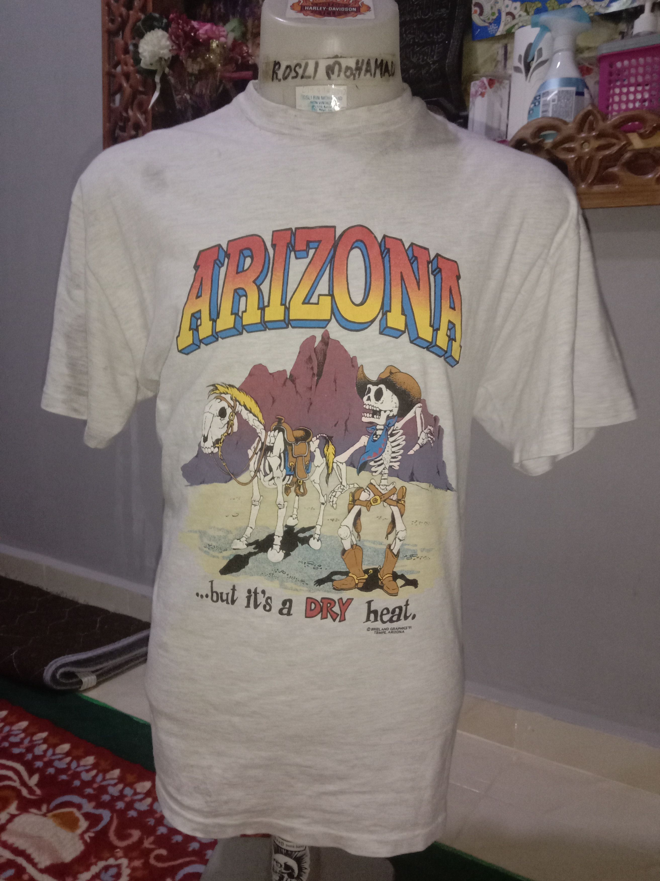 Vintage Arizona. but it's a dry heat ©️1991