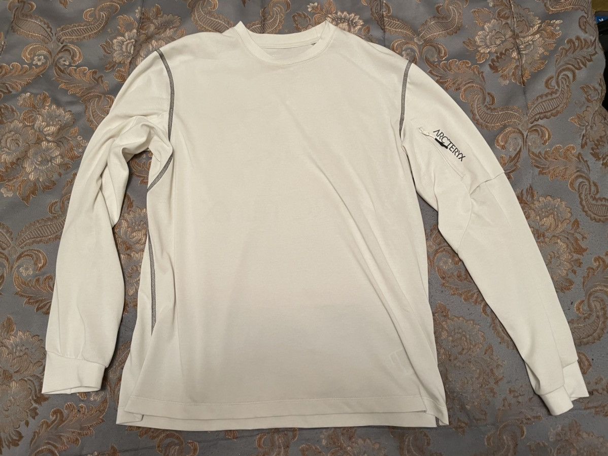 Arc'Teryx Arcteryx System A Copal Long Sleeve Bird Tee Chalk