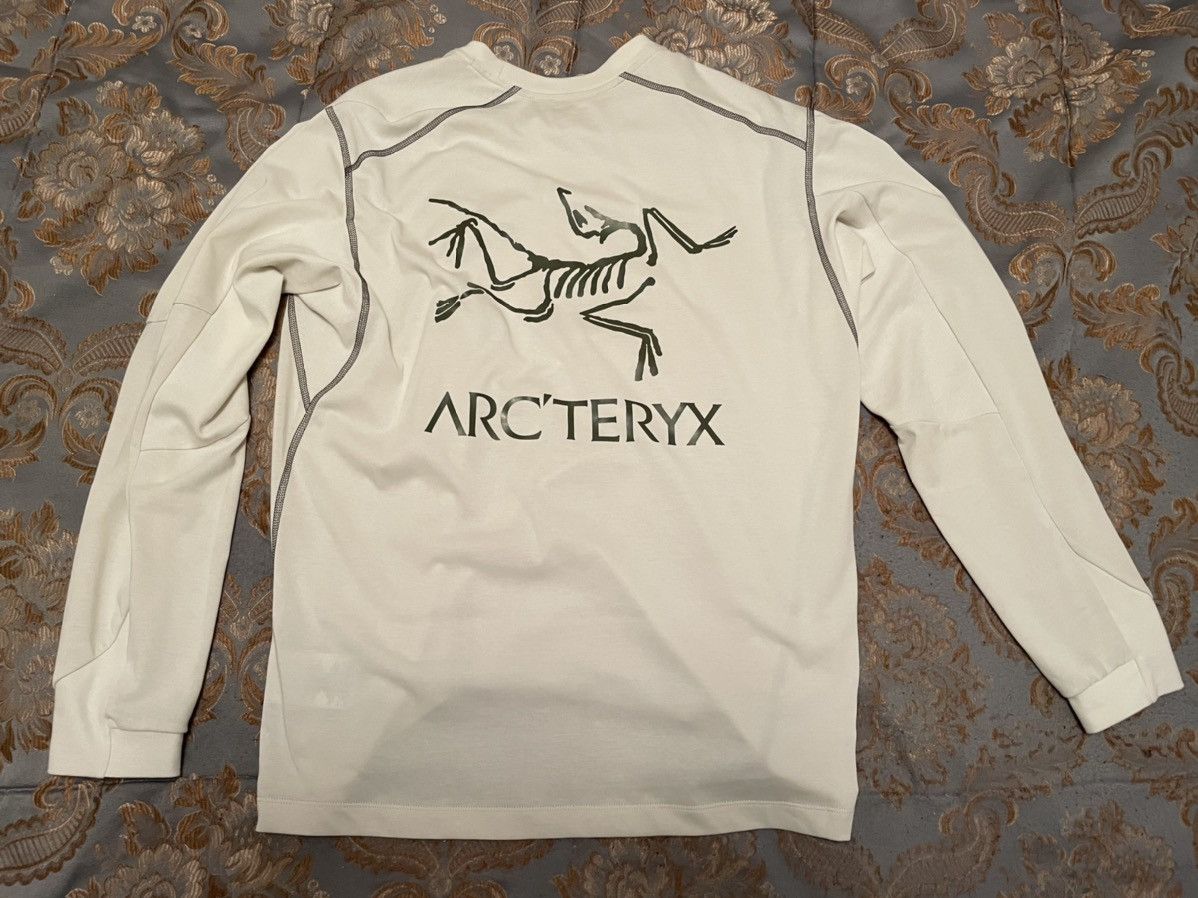 Arc'Teryx Arcteryx System A Copal Long Sleeve Bird Tee Chalk