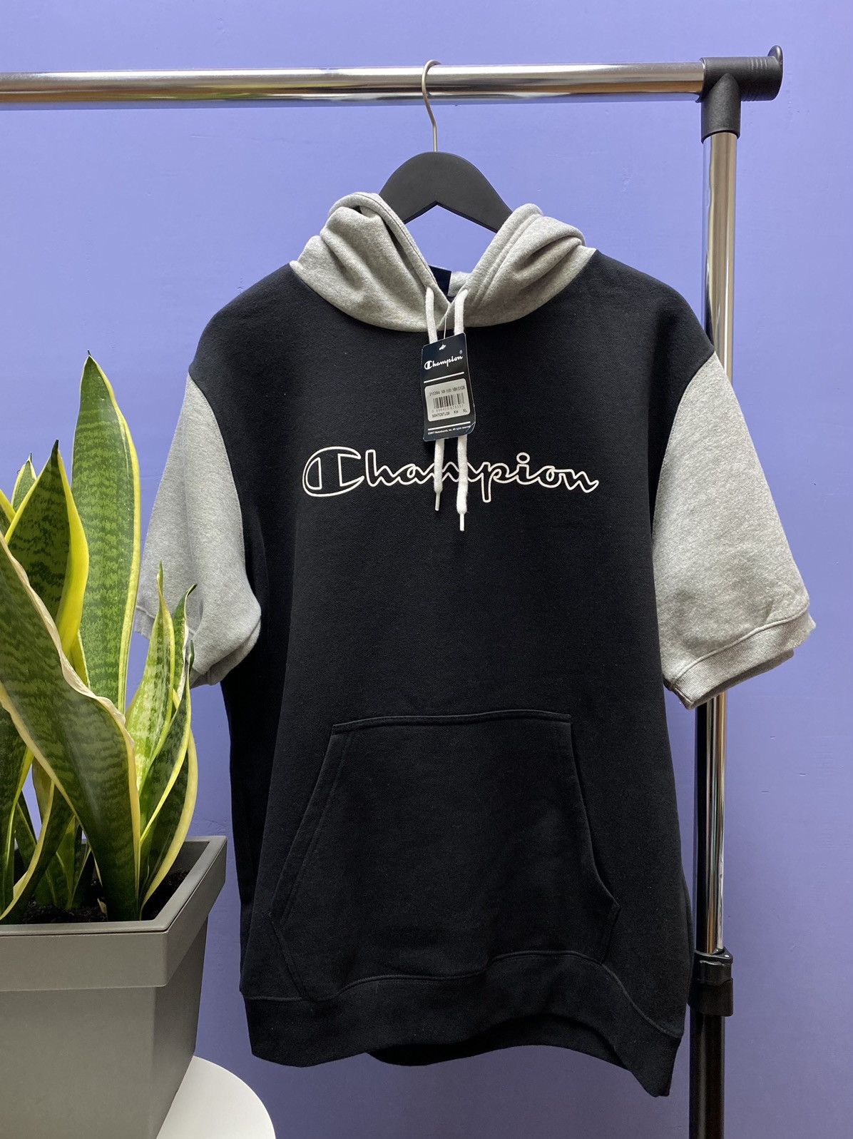 Champion Champion Half Sleeve Hoodie Sweatshirt Size US XL / EU 56 / 4 - 1 Thumbnail