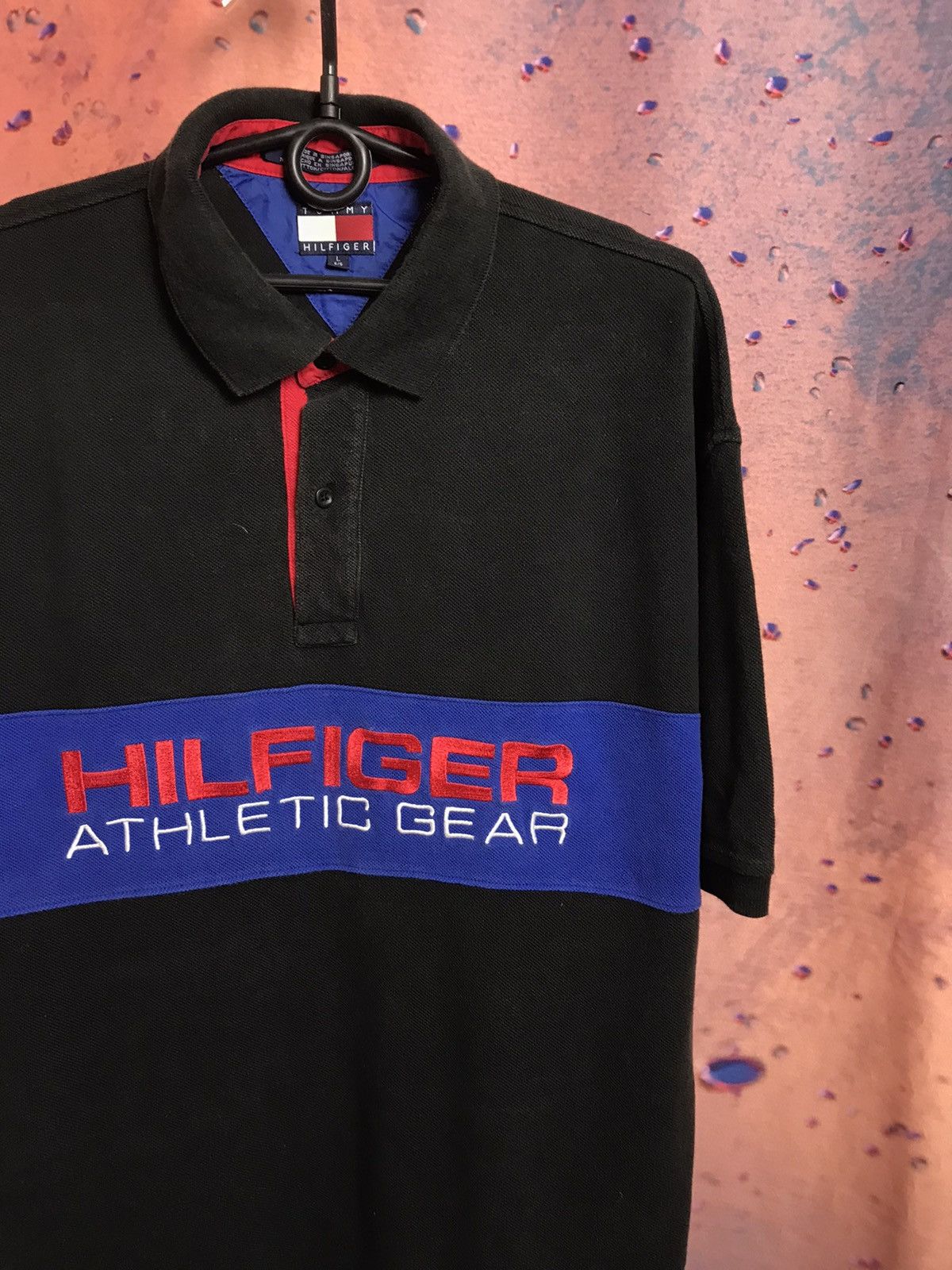 Tommy Hilfiger Vintage Tommy Hilfiger Athletic Gear streetwear polo Size US L / EU 52-54 / 3 - 1 Thumbnail