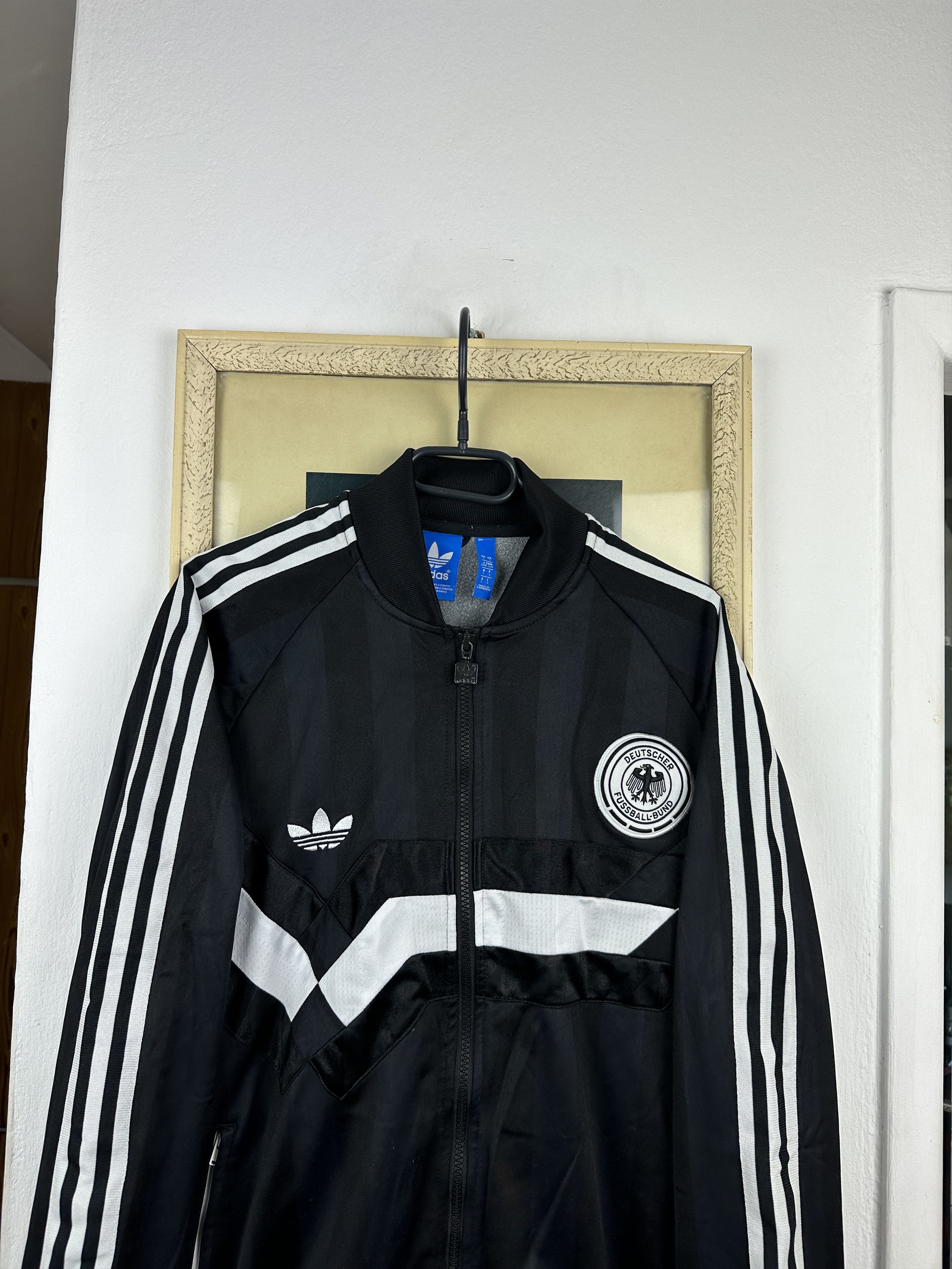 Adidas Germany Adidas Football Soccer Black Jacket Track Top Retro Size US L / EU 52-54 / 3 - 2 Thumbnail