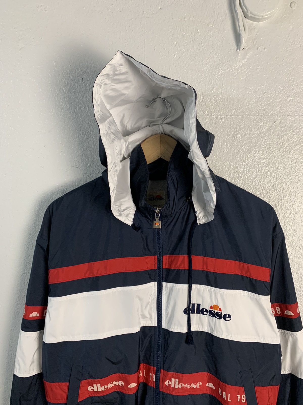 Ellesse Ellesse Stripe Hooded Windbreaker Jacket Size US S / EU 44-46 / 1 - 4 Thumbnail
