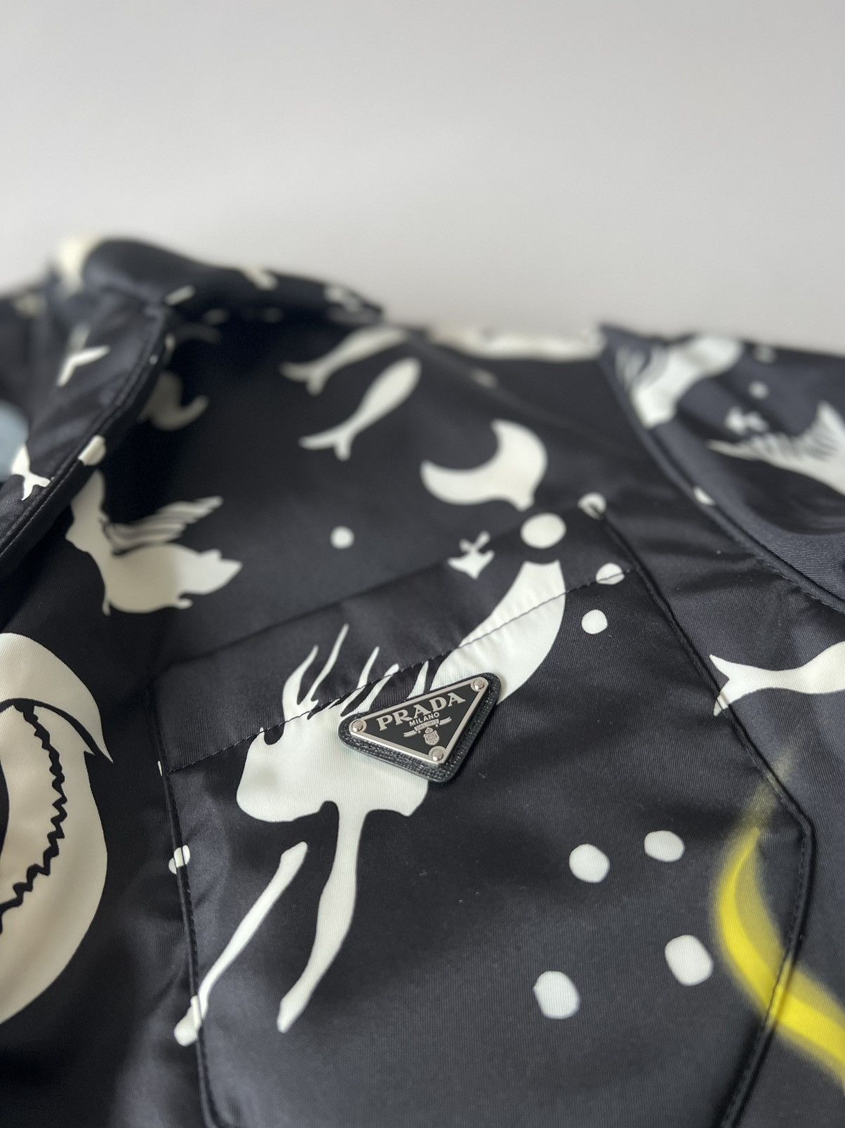 Prada Prada AW18 Black Flame and Mermaid Padded Shirt Size US S / EU 44-46 / 1 - 5 Thumbnail