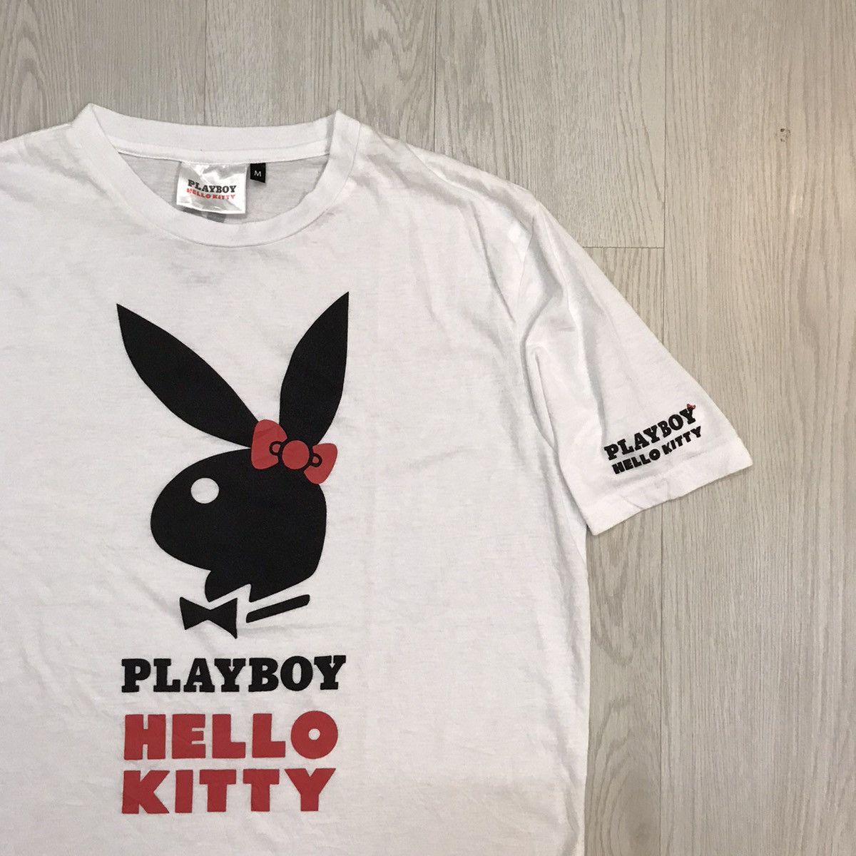 Cartoon Network × Japanese Brand × Playboy 💥RARE💥 Vintage Playboy x Hello Kitty Tee Big Print Size US M / EU 48-50 / 2 - 2 Thumbnail