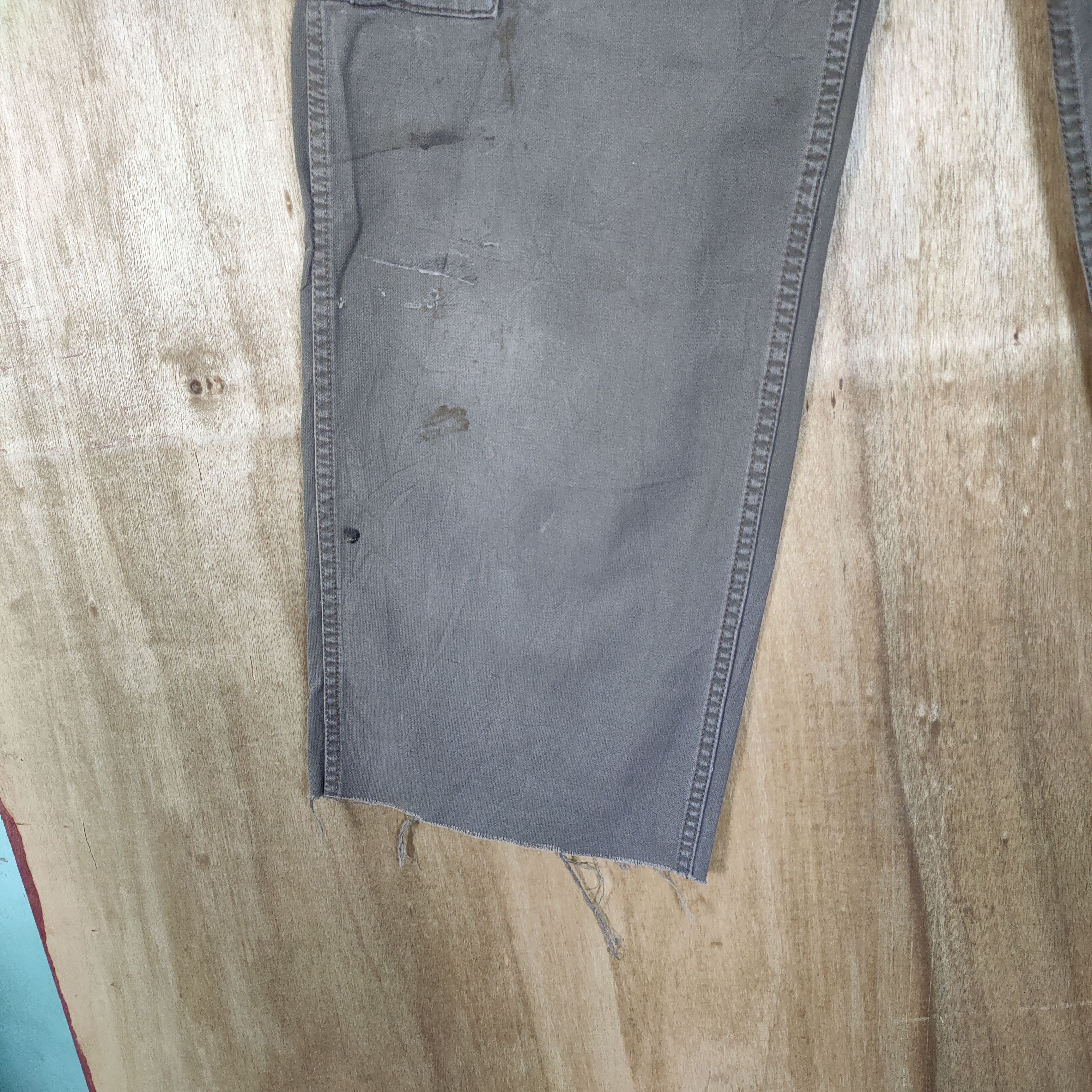 Carhartt × Vintage CARHARTT FADED BROWN STAIN WORKWEAR CARGO PANTS Size US 30 / EU 46 - 13 Thumbnail