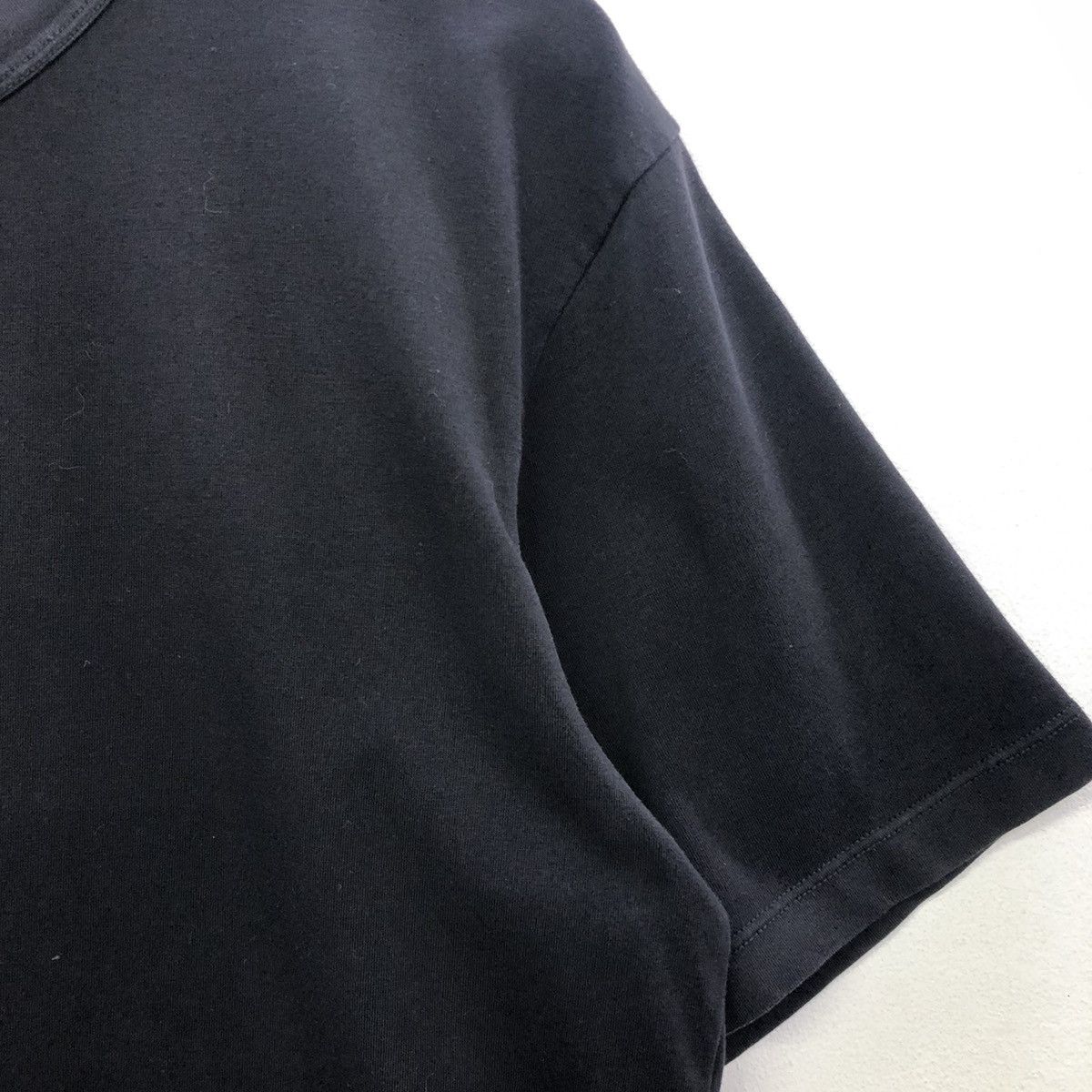 Alexander Wang × Uniqlo Alexander Wang X Uniqlo AIRism Plain Shirt Size US M / EU 48-50 / 2 - 4 Thumbnail