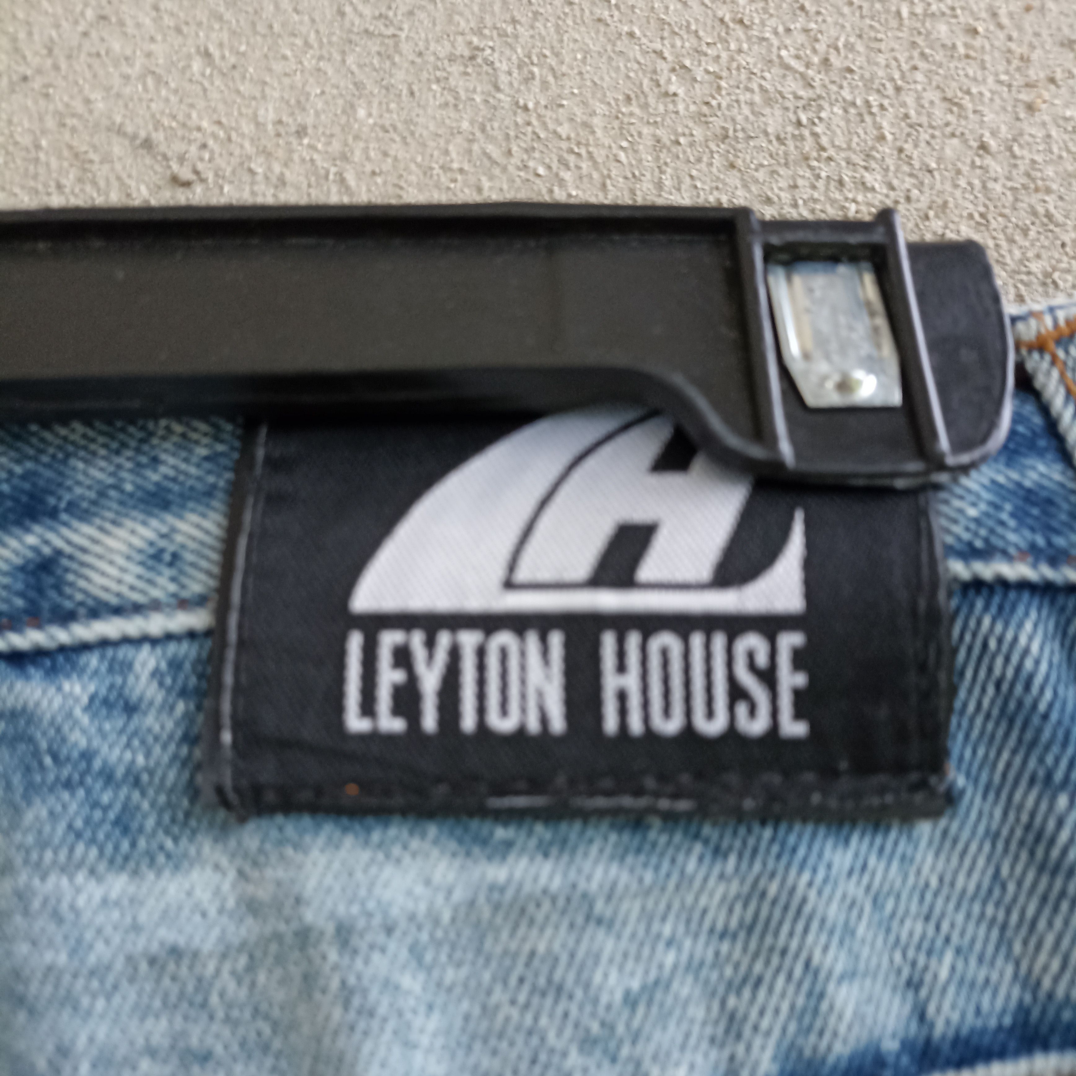 Japanese Brand × Vintage Faded Leyton House Workers Jeans Pant Size US 33 - 9 Thumbnail