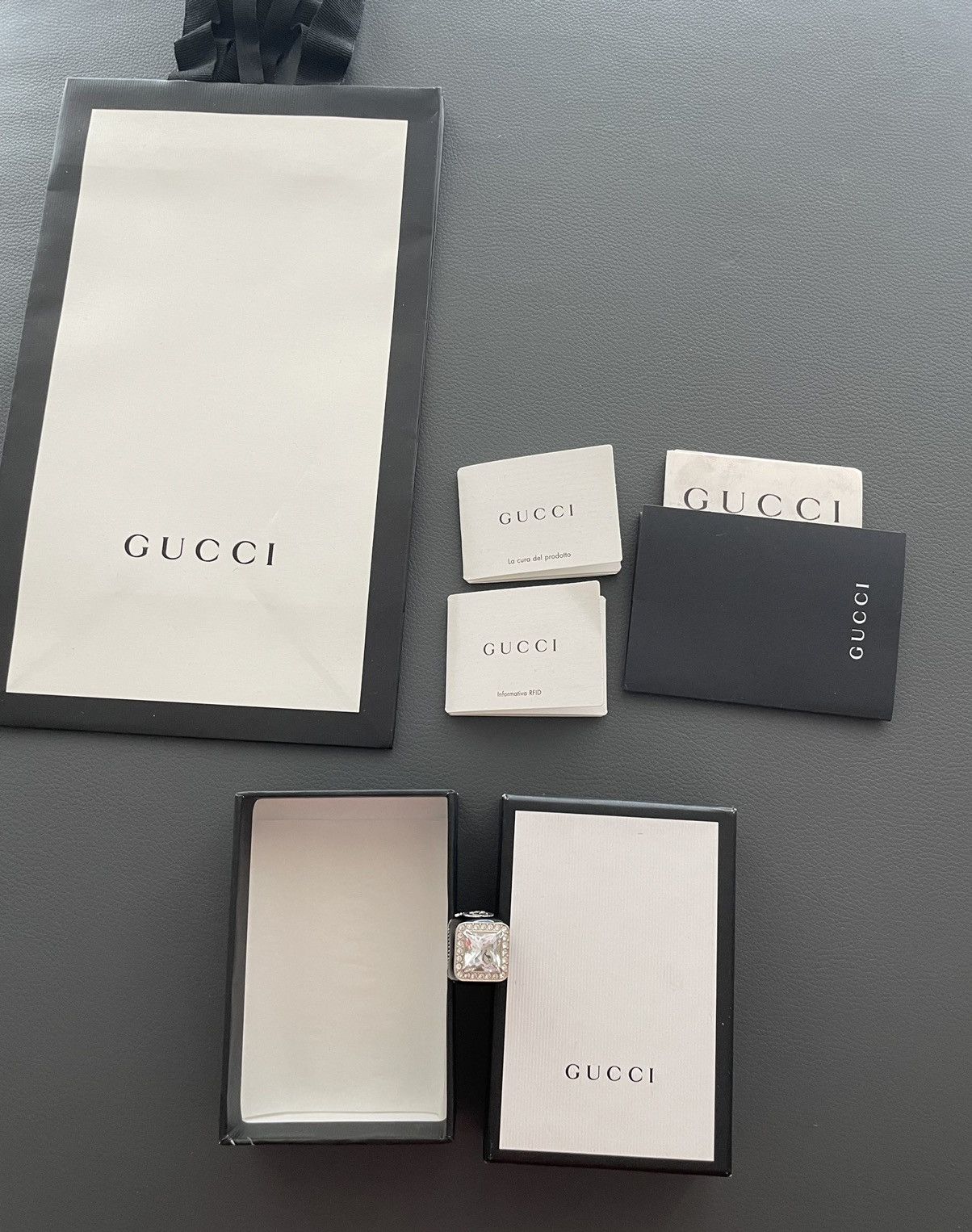 Gucci New Super Runway Limited Edition Diamond 💎 Stone Men’s Ring Size ONE SIZE - 8 Thumbnail