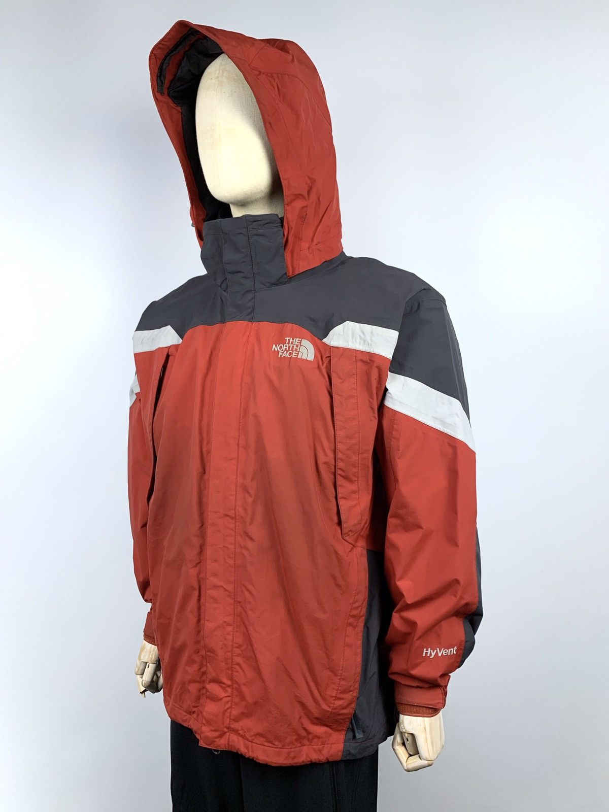 The North Face HyVent WaterproofWindbreaker Hooded Jacket