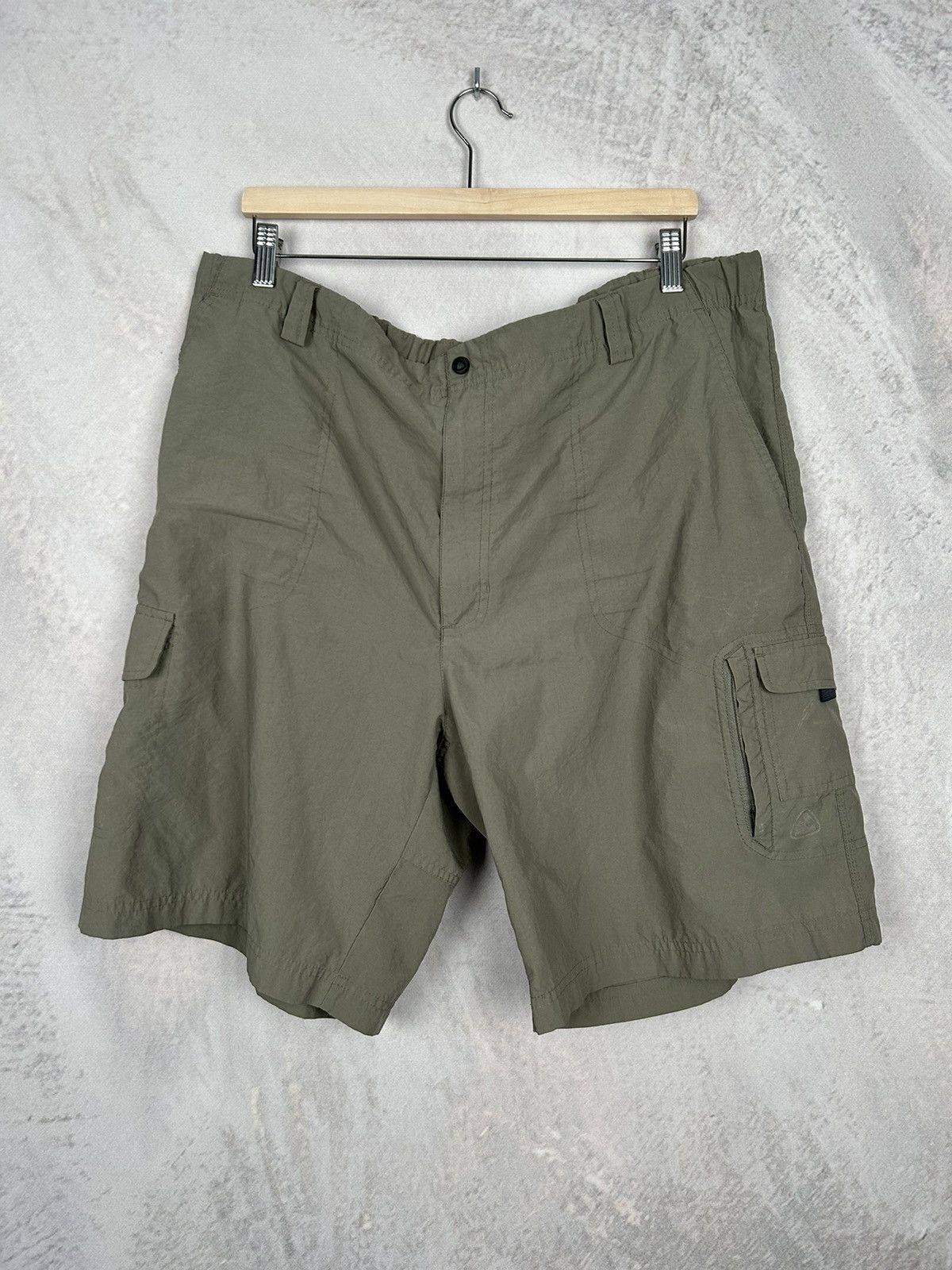 Nike Vintage Nike ACG Outdoor Shorts Cargo Retro Size US 36 / EU 52 - 1 Thumbnail