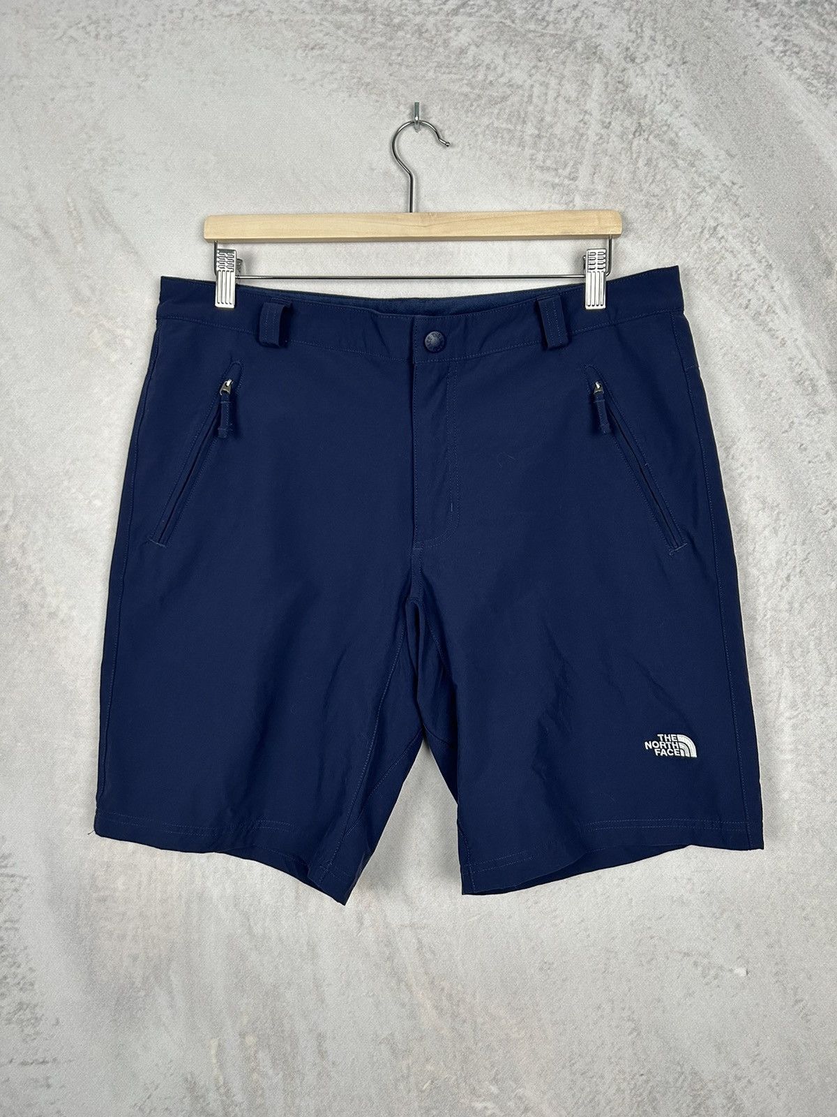 Other The North Face Trekking Shorts Outdoor Logo Size US 34 / EU 50 - 1 Thumbnail