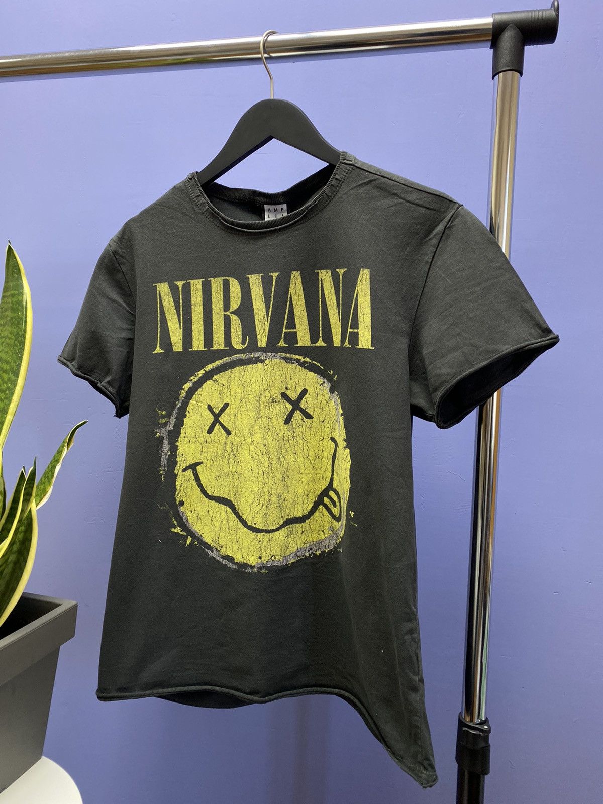 Band Tees Nirvana Smiley Face T Shirt Band Tee Men’s M Kurt Kobein Size US M / EU 48-50 / 2 - 2 Thumbnail