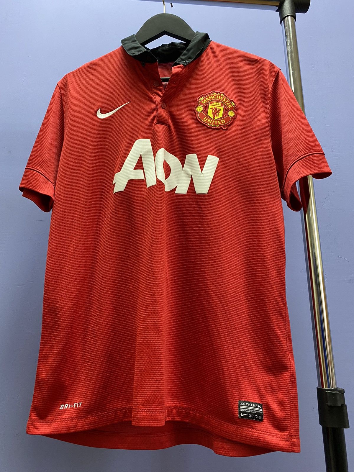 Nike Manchester United 2013 2014 Home Soccer Jersey Football Size US L / EU 52-54 / 3 - 5 Thumbnail