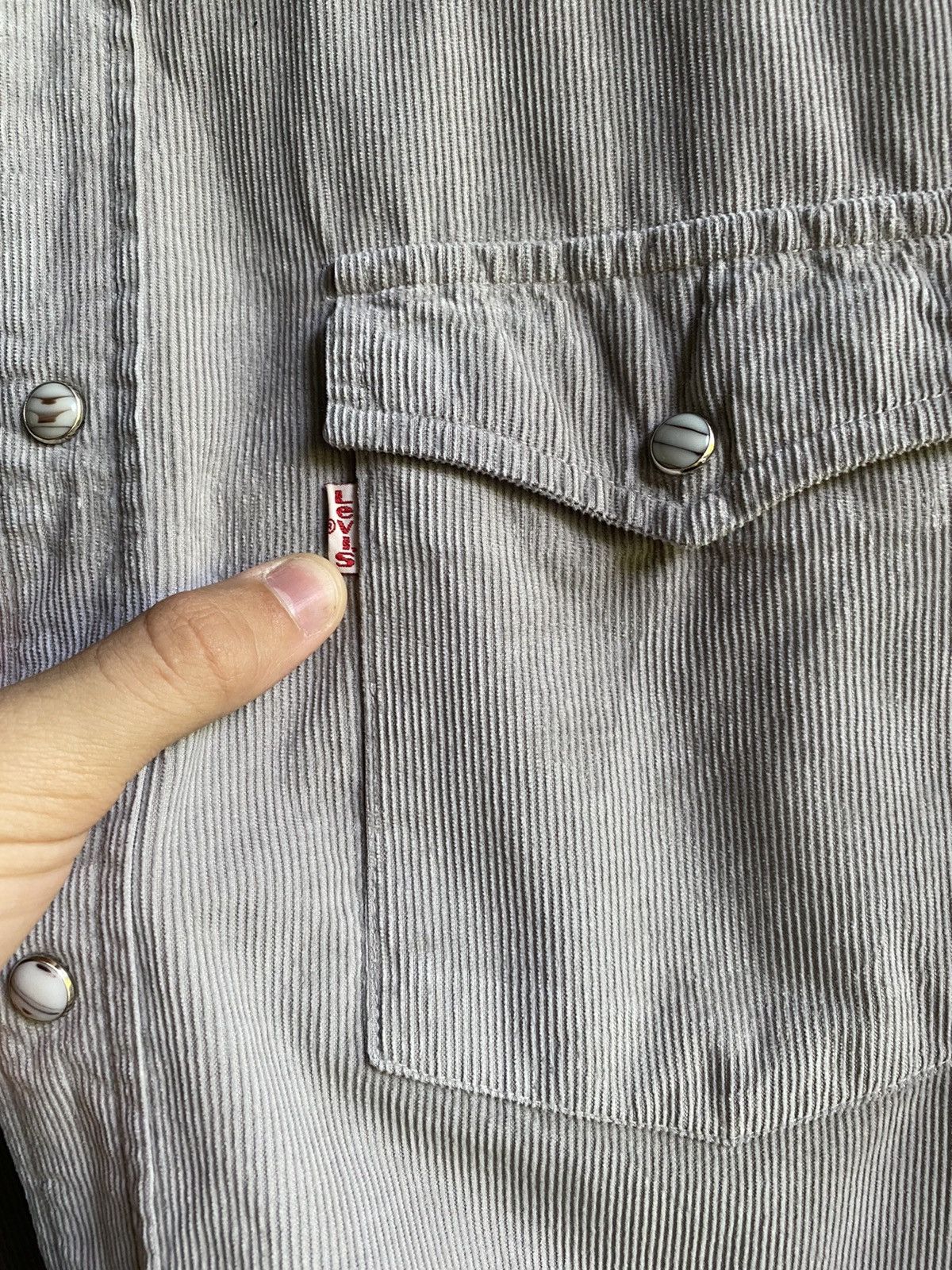 Levi's Vintage Levi’s Velvet Long Sleeve Shirt Men’s M Beige Size US M / EU 48-50 / 2 - 8 Thumbnail