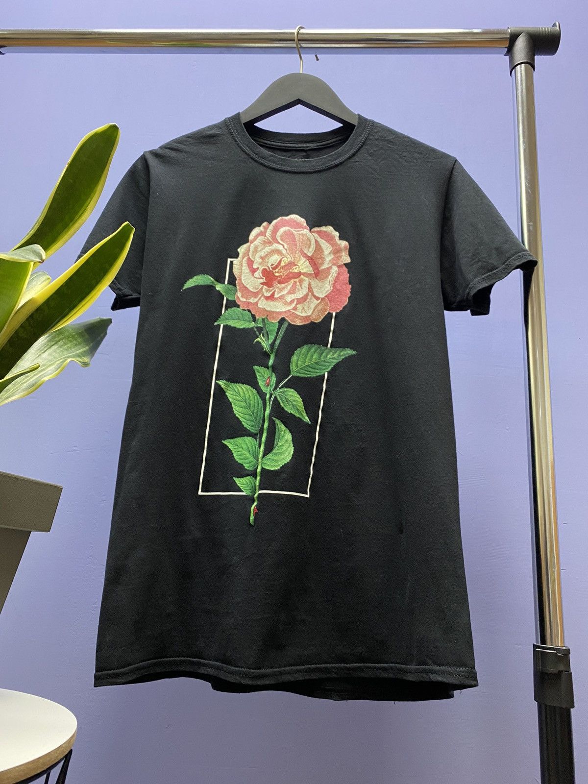 Band Tees Shawn Mendes The Tour 2019 T Shirt Size US M / EU 48-50 / 2 - 4 Thumbnail