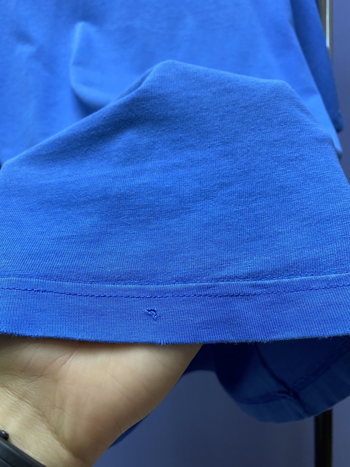 Vintage Vintage 90s Nike Big Centre Logo T Shirt Men’s Blue M Size US M / EU 48-50 / 2 - 24 Thumbnail