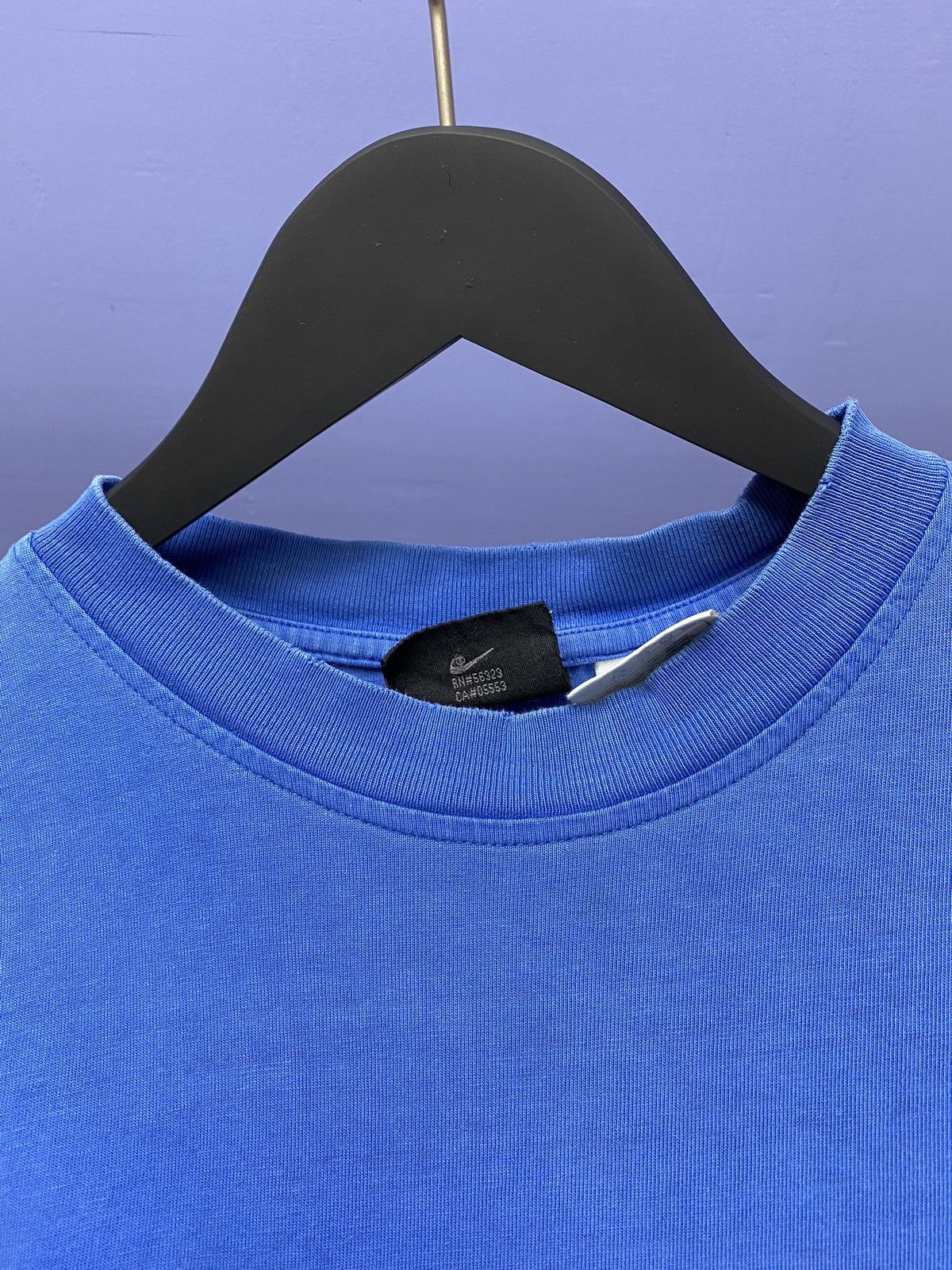 Vintage Vintage 90s Nike Big Centre Logo T Shirt Men’s Blue M Size US M / EU 48-50 / 2 - 13 Thumbnail