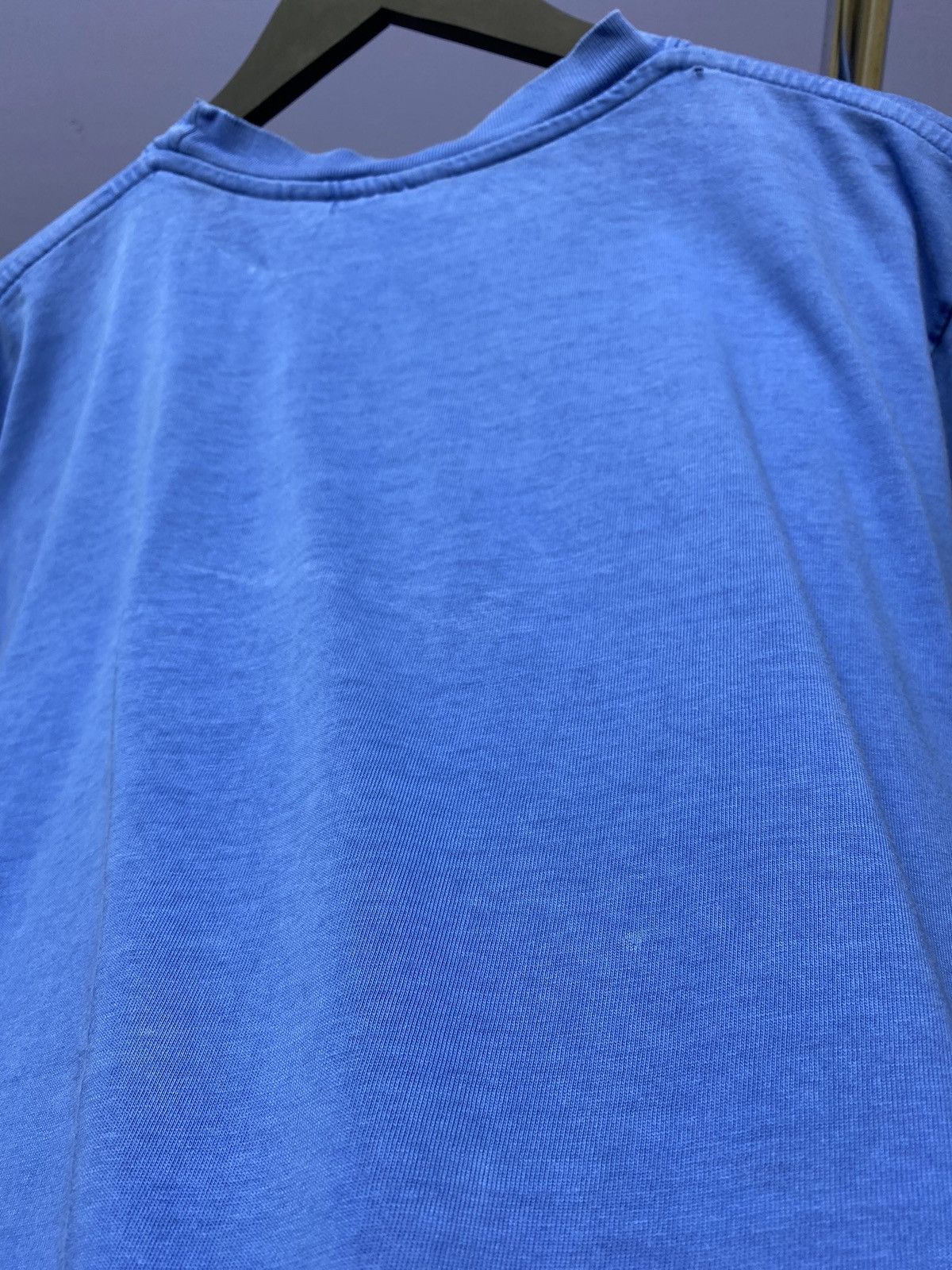 Vintage Vintage 90s Nike Big Centre Logo T Shirt Men’s Blue M Size US M / EU 48-50 / 2 - 22 Thumbnail