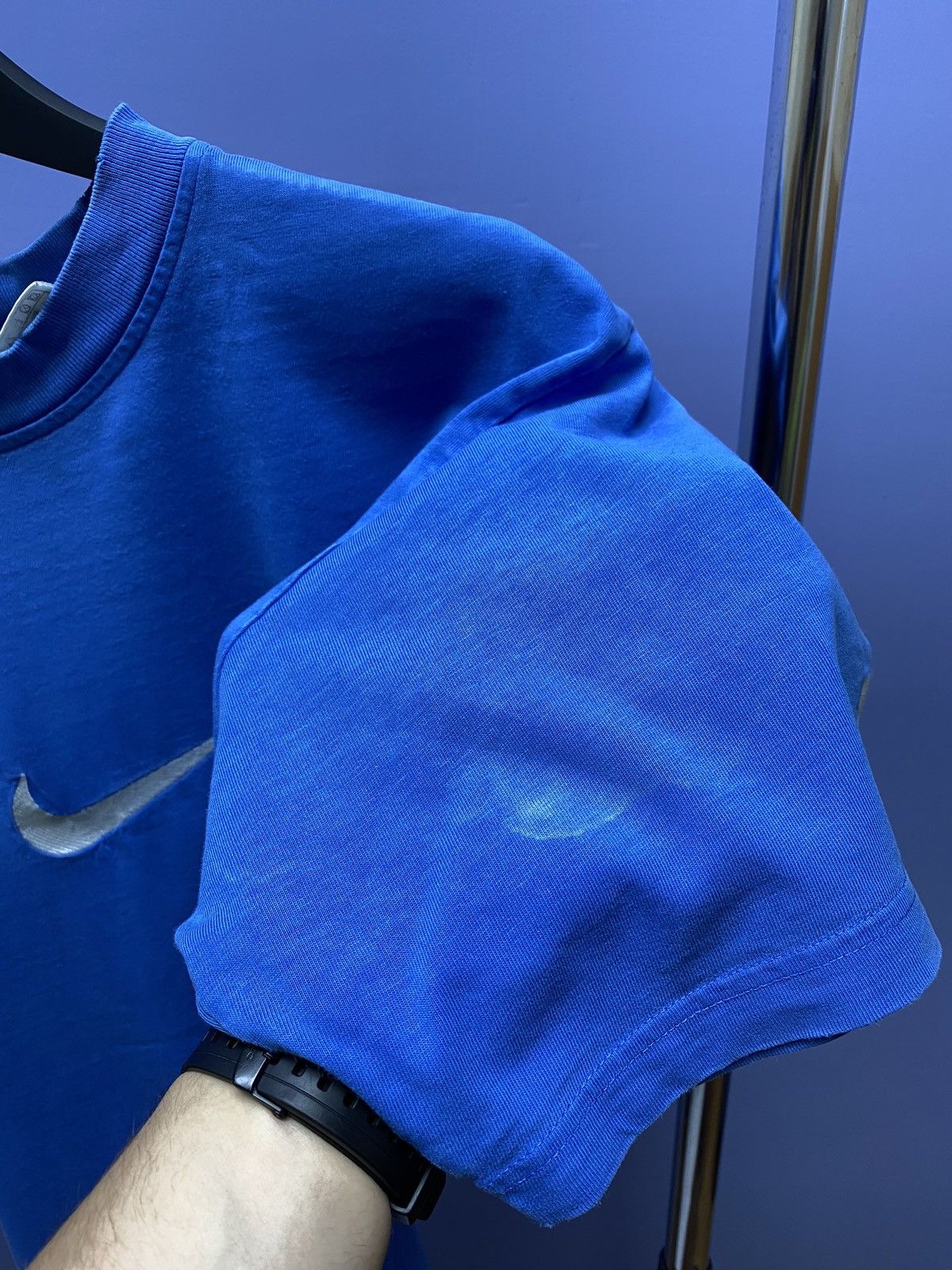 Vintage Vintage 90s Nike Big Centre Logo T Shirt Men’s Blue M Size US M / EU 48-50 / 2 - 14 Thumbnail