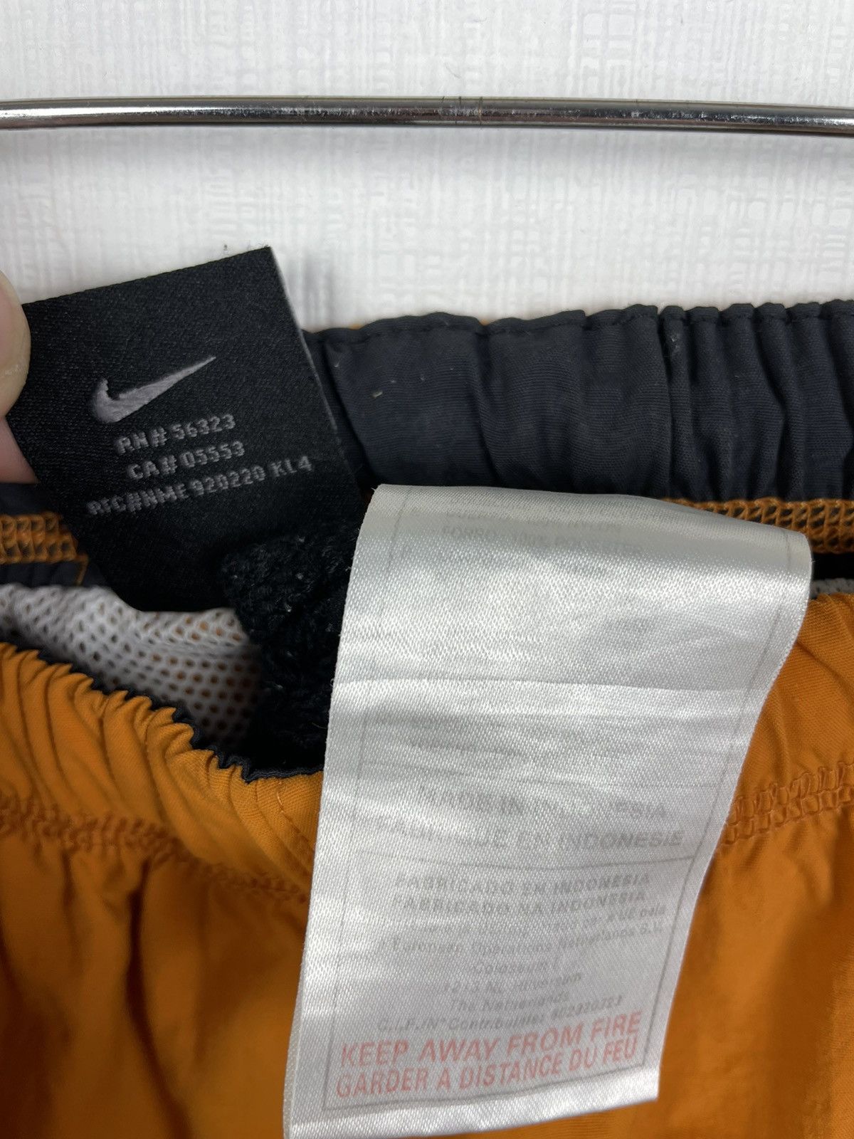 Nike Vintage nike y2k nylon shorts size L Size US 34 / EU 50 - 8 Thumbnail