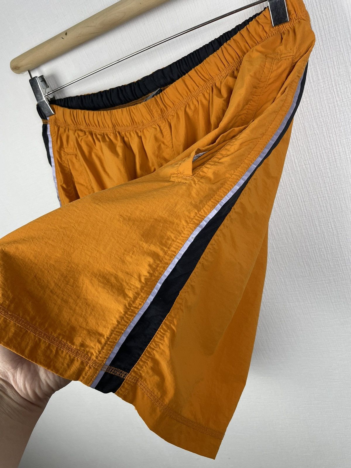 Nike Vintage nike y2k nylon shorts size L Size US 34 / EU 50 - 6 Thumbnail