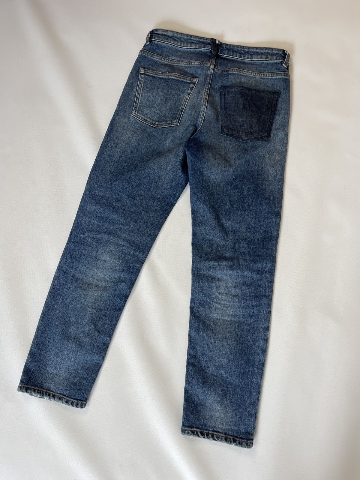 Acne Studios Acne Studios Row (Lit) indigo patch denim jeans pants Size 28" / US 6 / IT 42 - 14 Thumbnail
