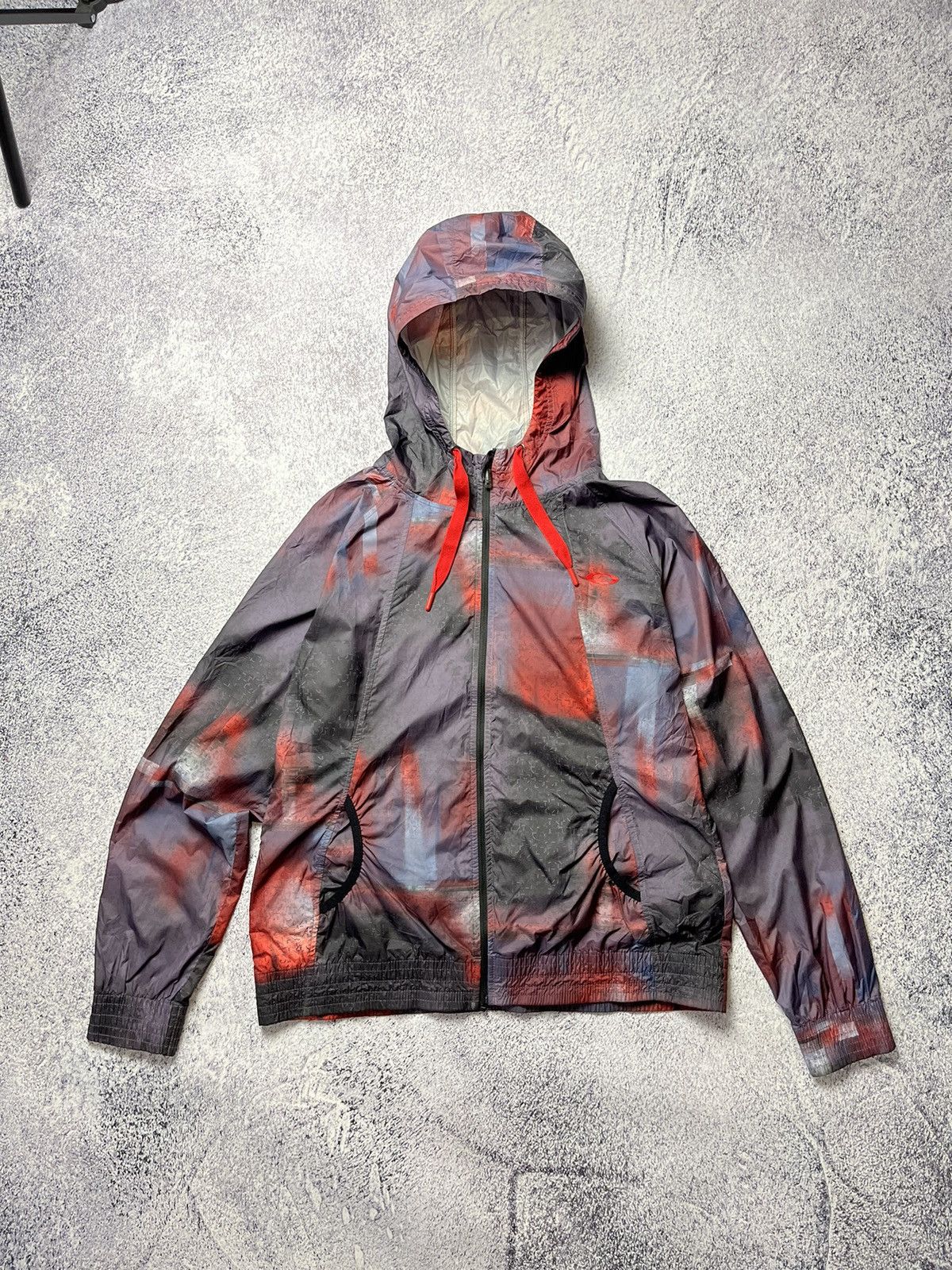 Oakley Vintage Oakley waterproof windbreaker jacket size L Size US L / EU 52-54 / 3 - 2 Thumbnail