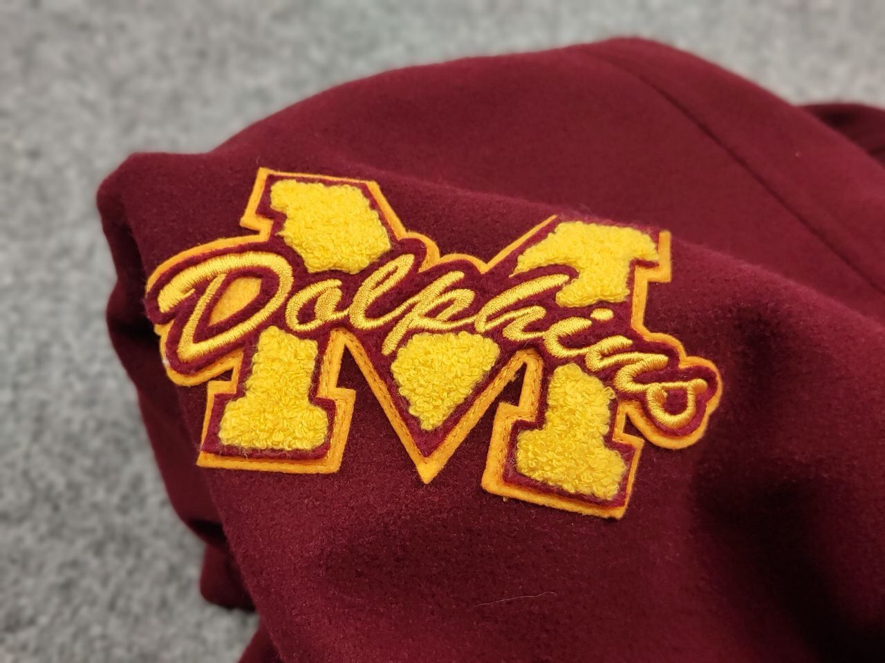 Vintage Vintage Varsity Bomber Jacket Dolphins burgundy logo Size US M / EU 48-50 / 2 - 18 Thumbnail