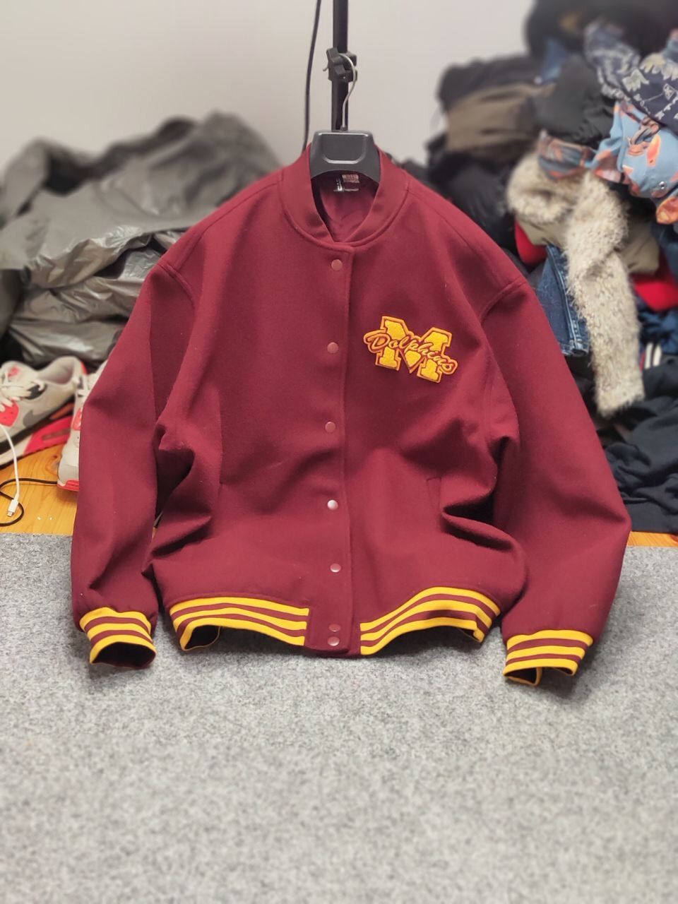 Vintage Vintage Varsity Bomber Jacket Dolphins burgundy logo Size US M / EU 48-50 / 2 - 22 Thumbnail