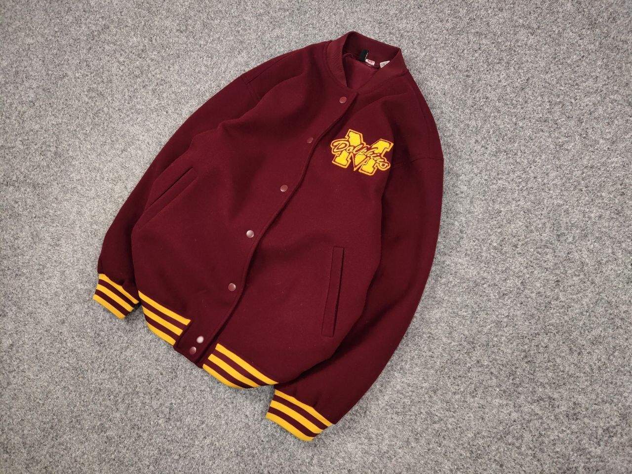 Vintage Vintage Varsity Bomber Jacket Dolphins burgundy logo Size US M / EU 48-50 / 2 - 3 Thumbnail