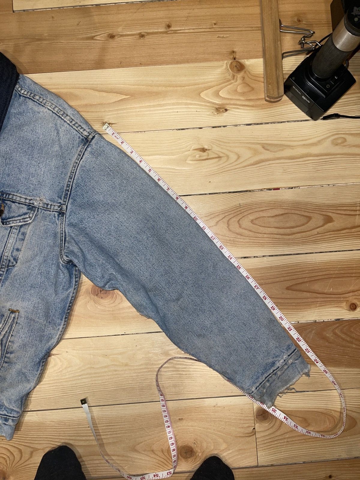Levi's customized 80s flannel lined contrast collar denim jacket Size US L / EU 52-54 / 3 - 6 Thumbnail