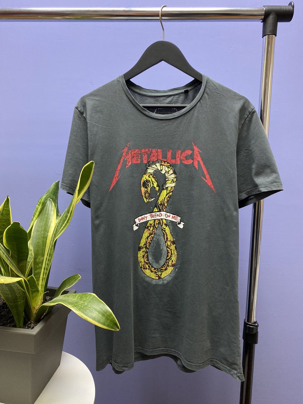 Band Tees Metallica Don’t Tread On Me Graphic Tees Size US XXL / EU 58 / 5 - 1 Thumbnail