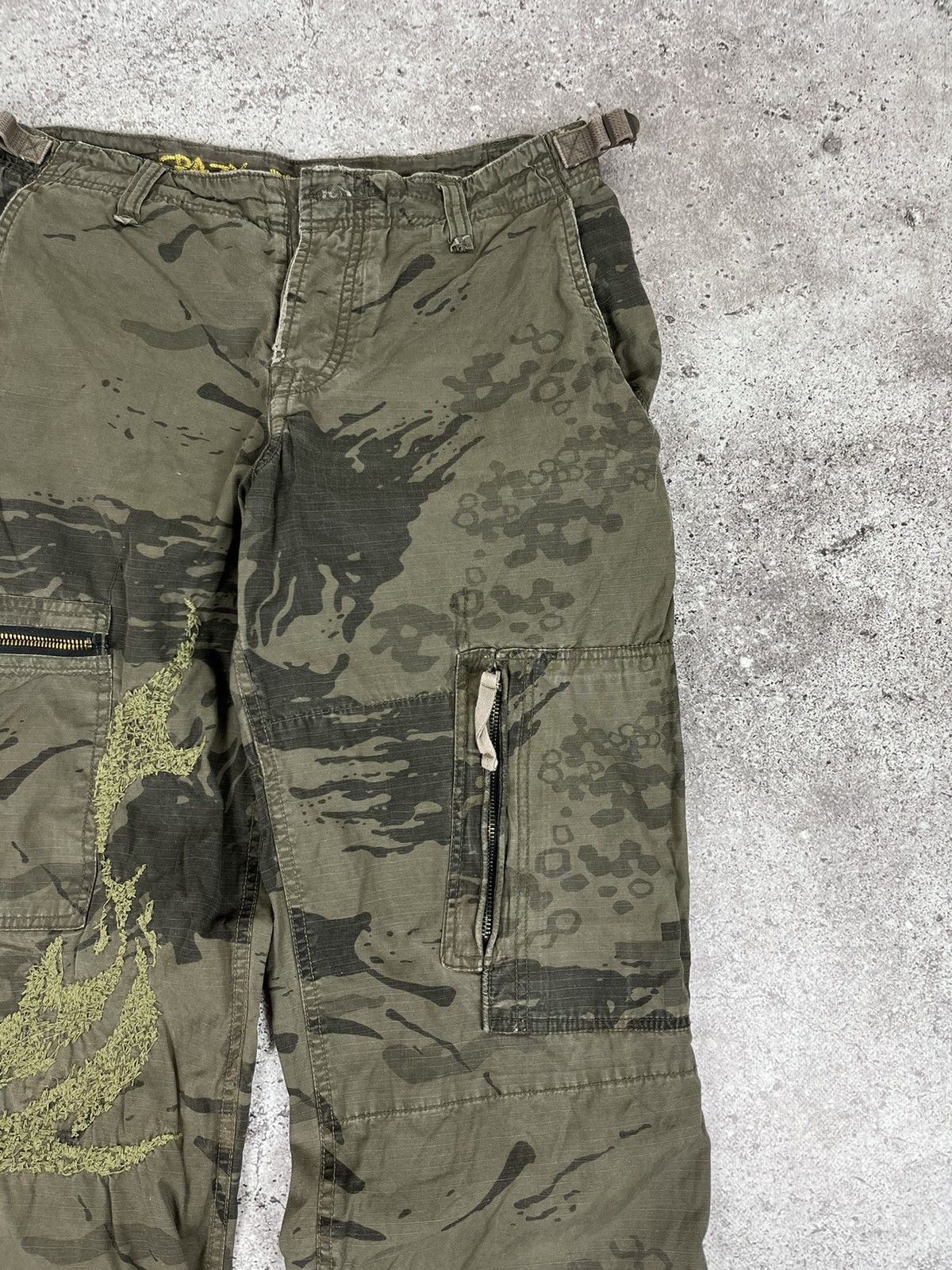 Vintage Crazy Pants Peppers Vintage Japanese Camo Cargo Pants Size US 31 - 5 Thumbnail